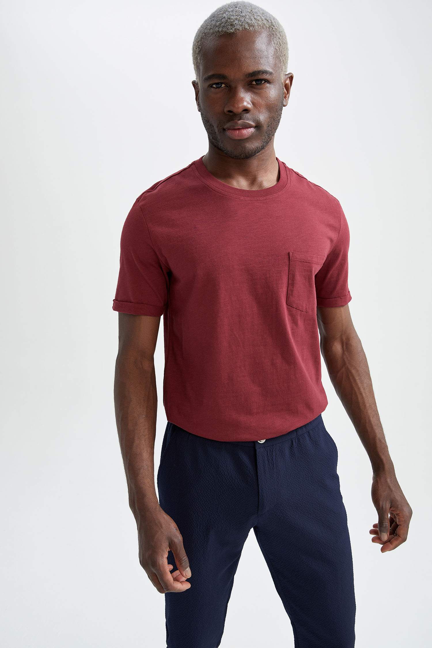 Regular Fit Bisiklet Yaka Basic Kısa Kollu Tişört