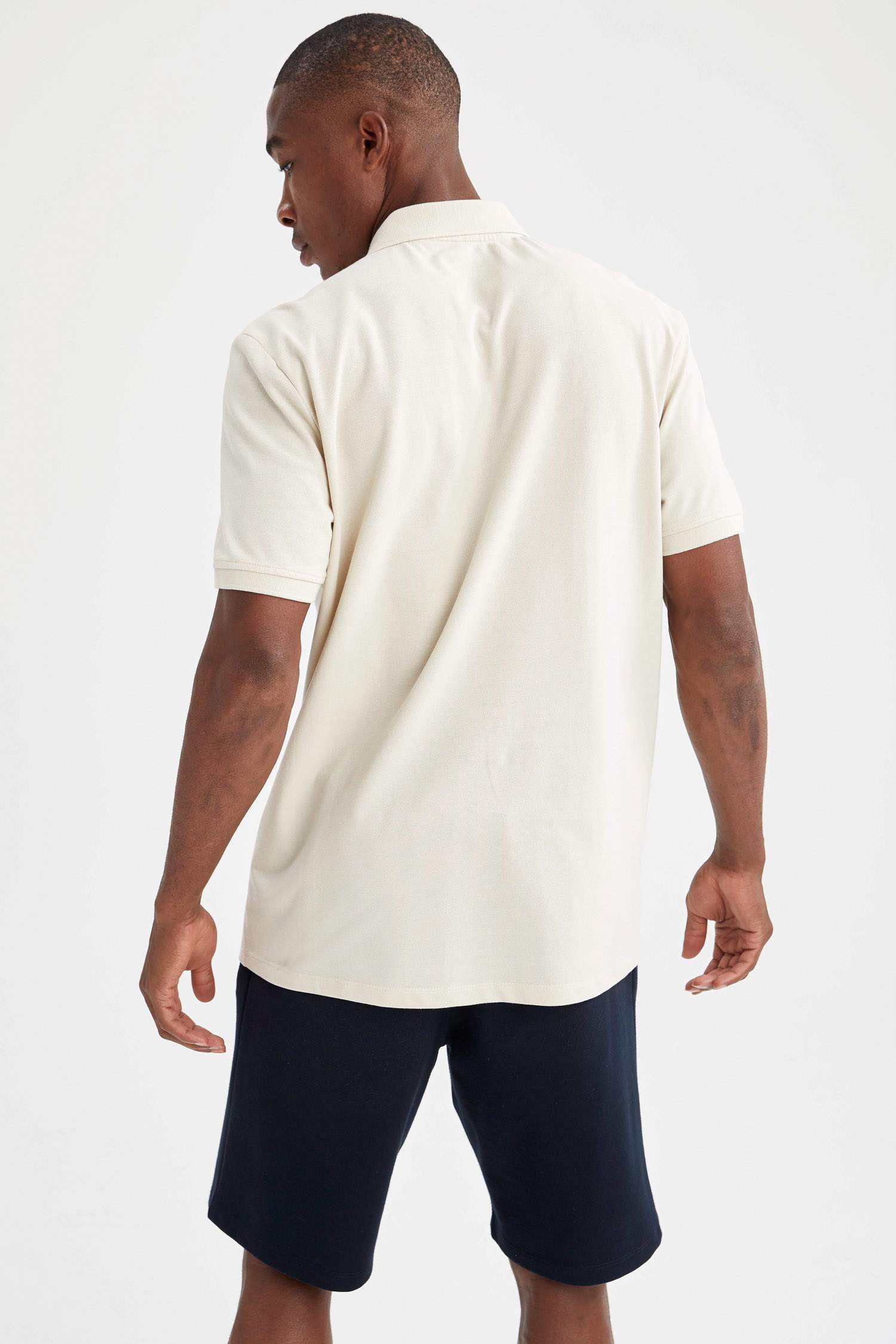 Regular Fit Polo Yaka Basic Kısa Kollu Tişört