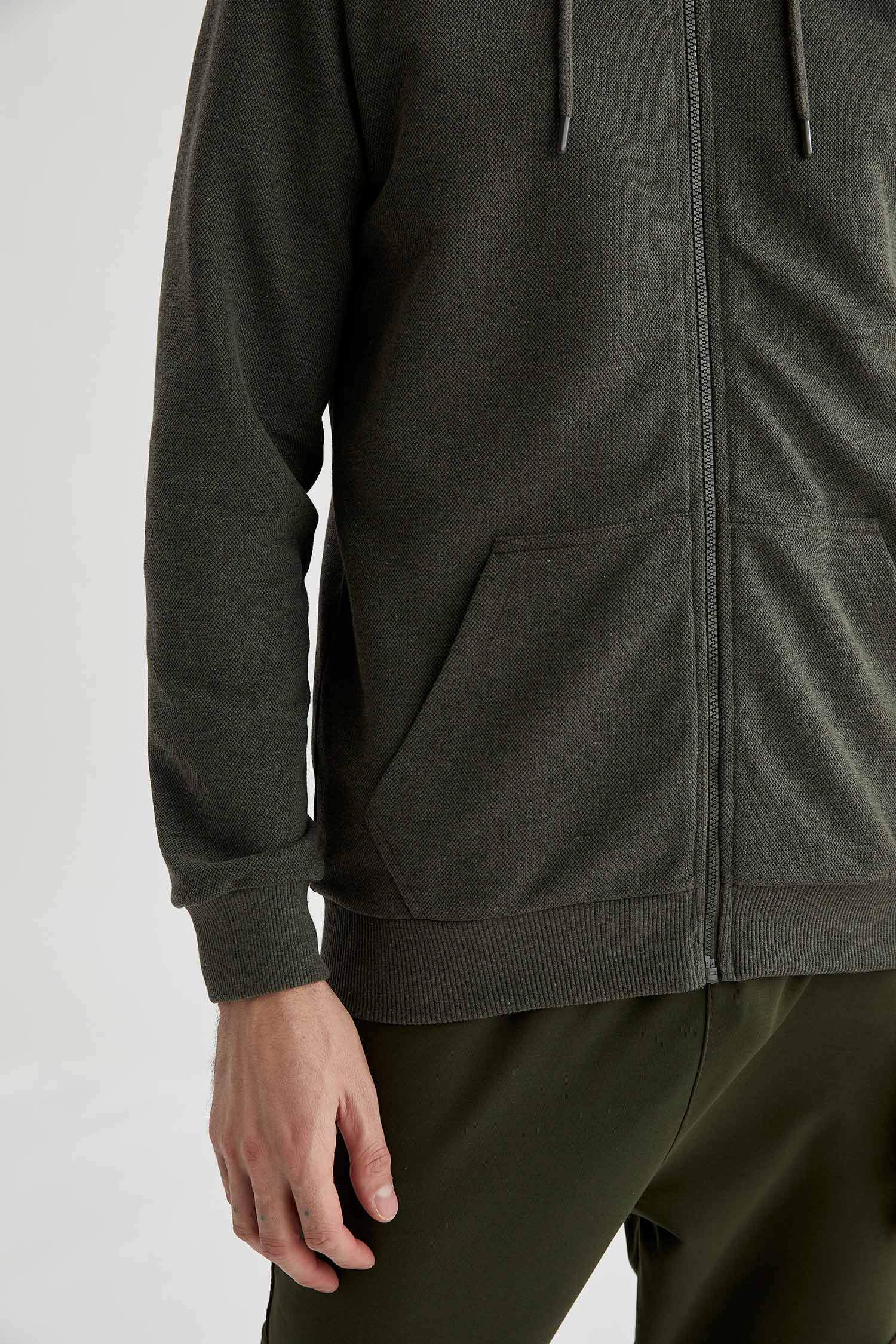 Basic Regular Fit Kapüşonlu Fermuarlı Sweatshirt