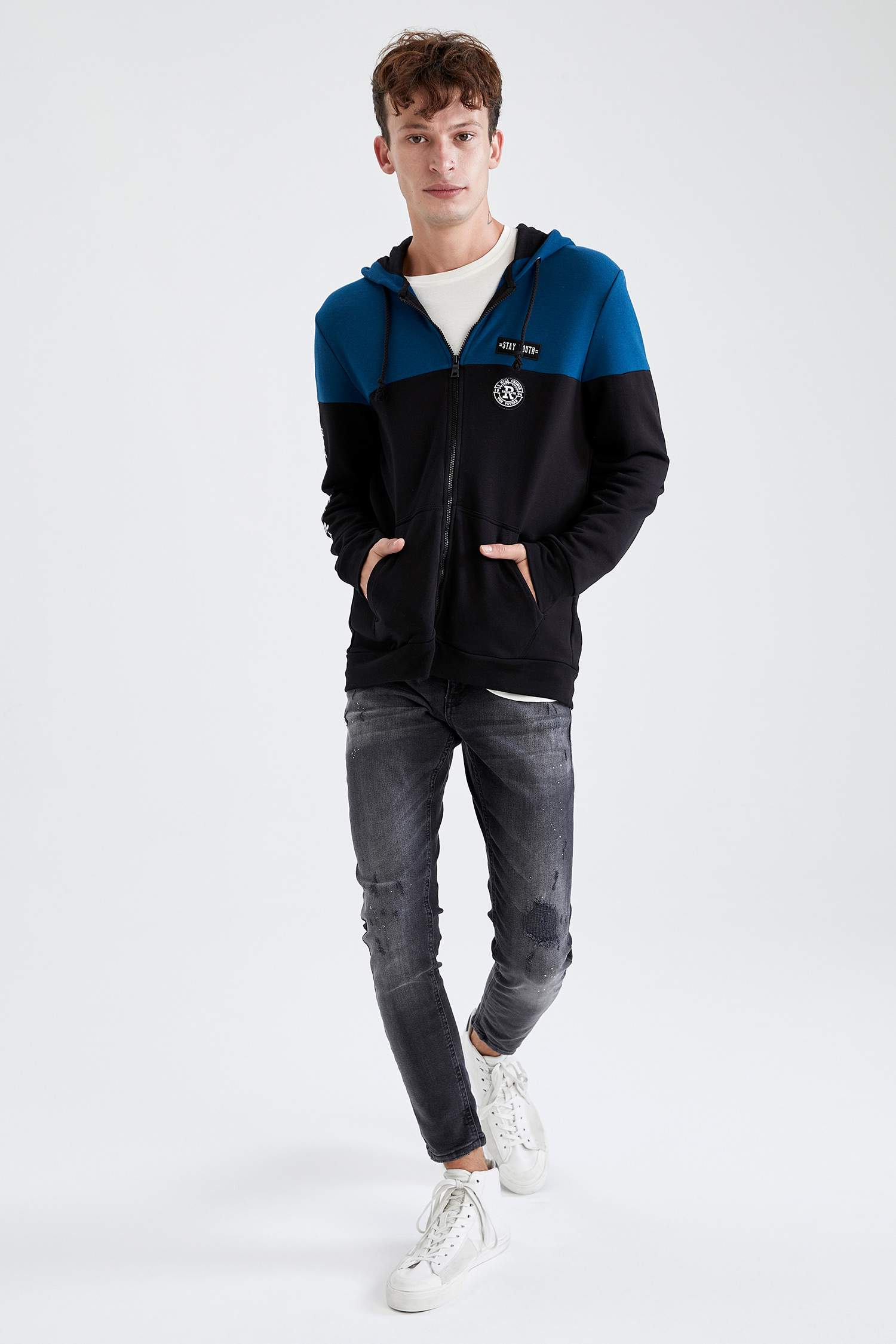 Blok Desenli Slim Fit Kapüşonlu Sweatshirt