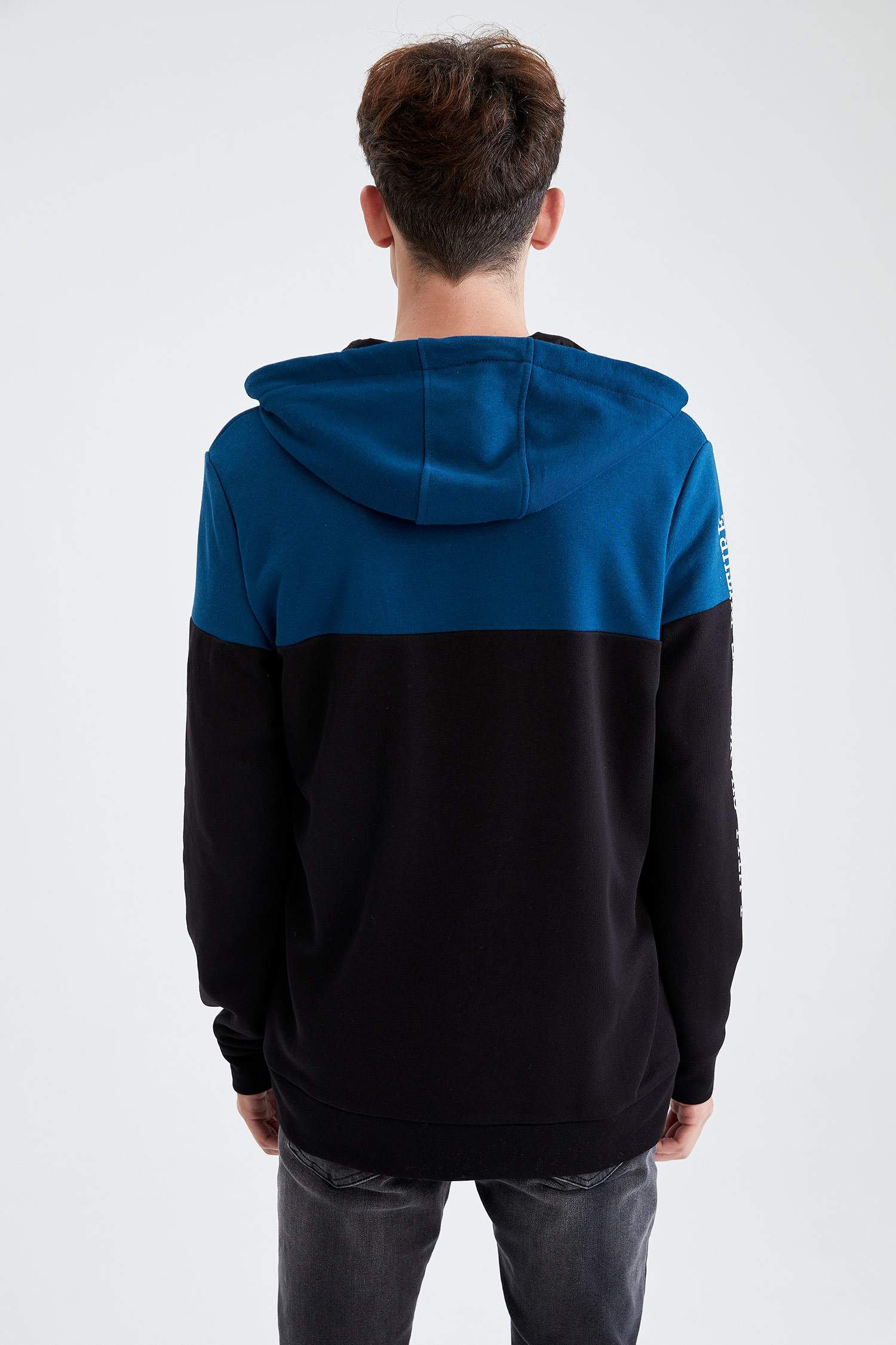 Blok Desenli Slim Fit Kapüşonlu Sweatshirt