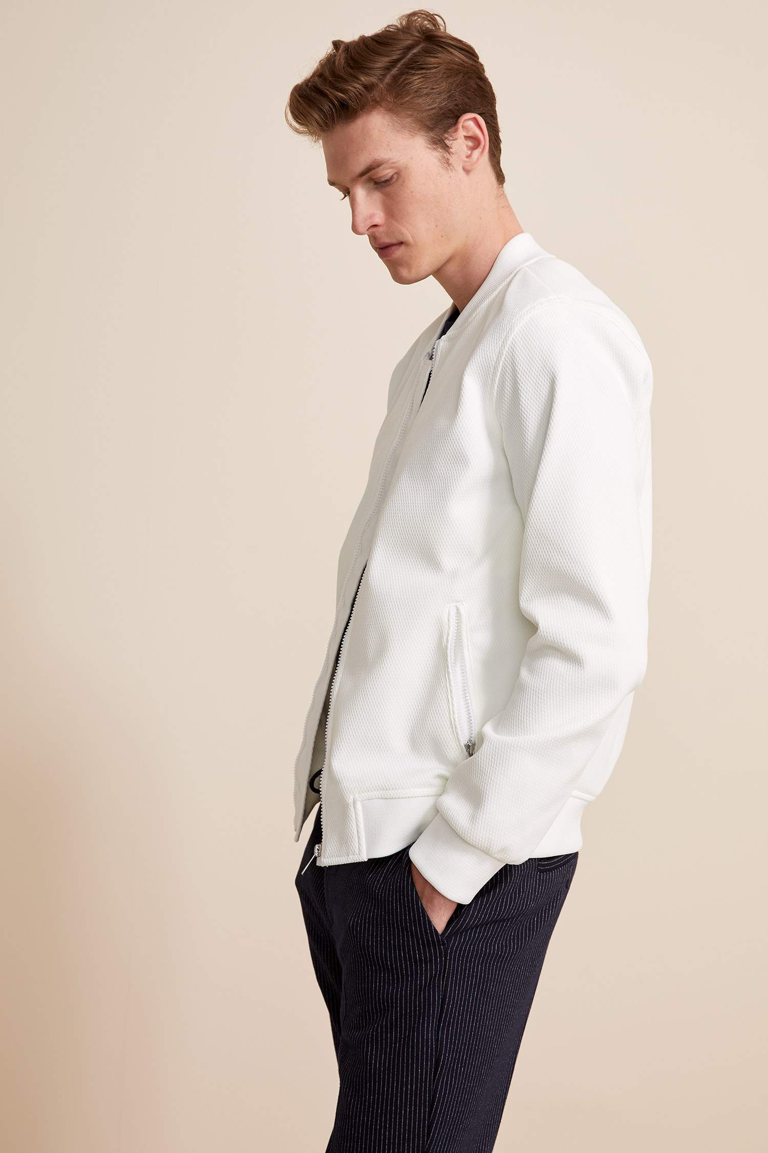 Slim Fit Fermuarlı Kolej Yaka Bomber Mont