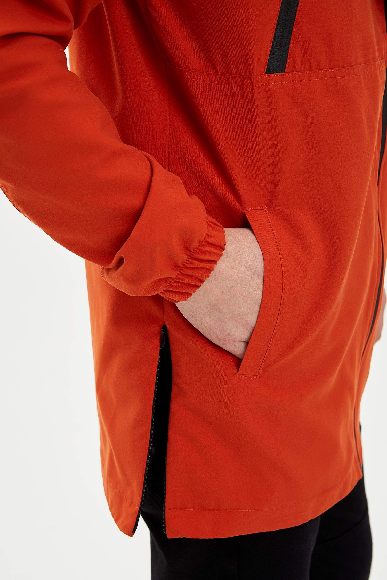 Kapüşonlu Slim Fit Mevsimlik İnce Mont