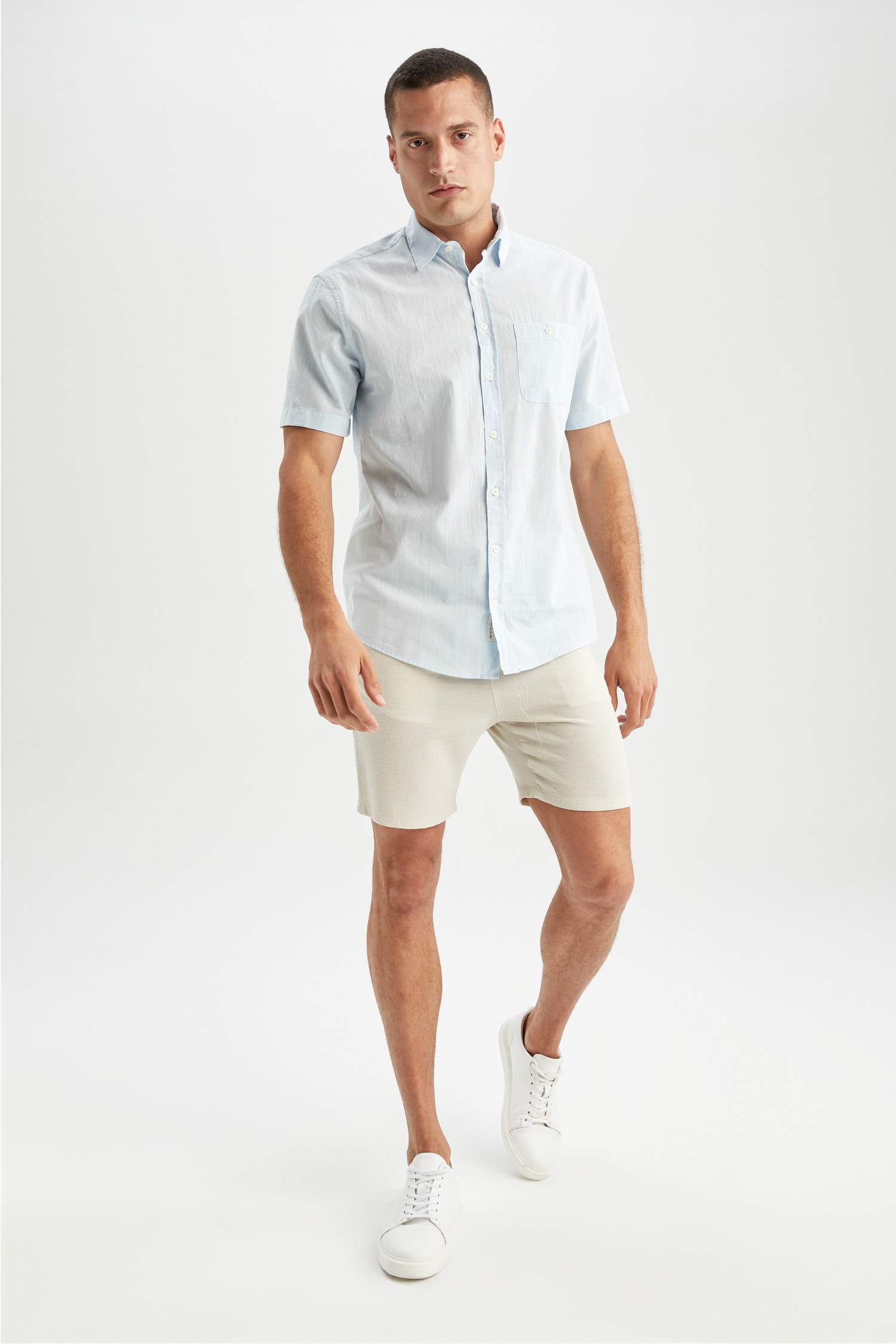 Regular Fit Basic Kısa Kollu Gömlek