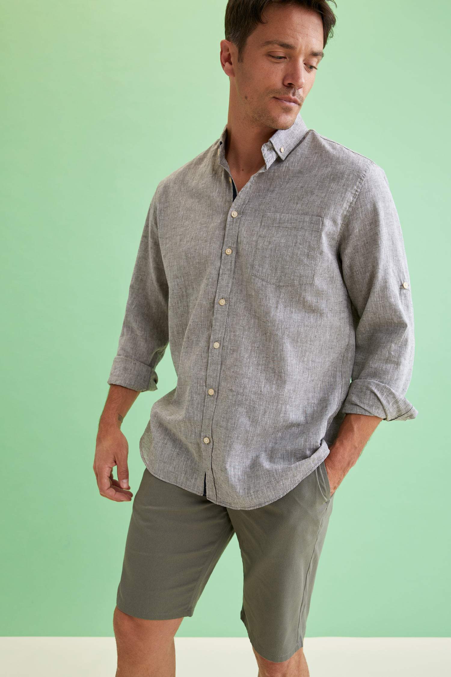 Modern Fit Keten Karışımlı Uzun Kollu Gömlek