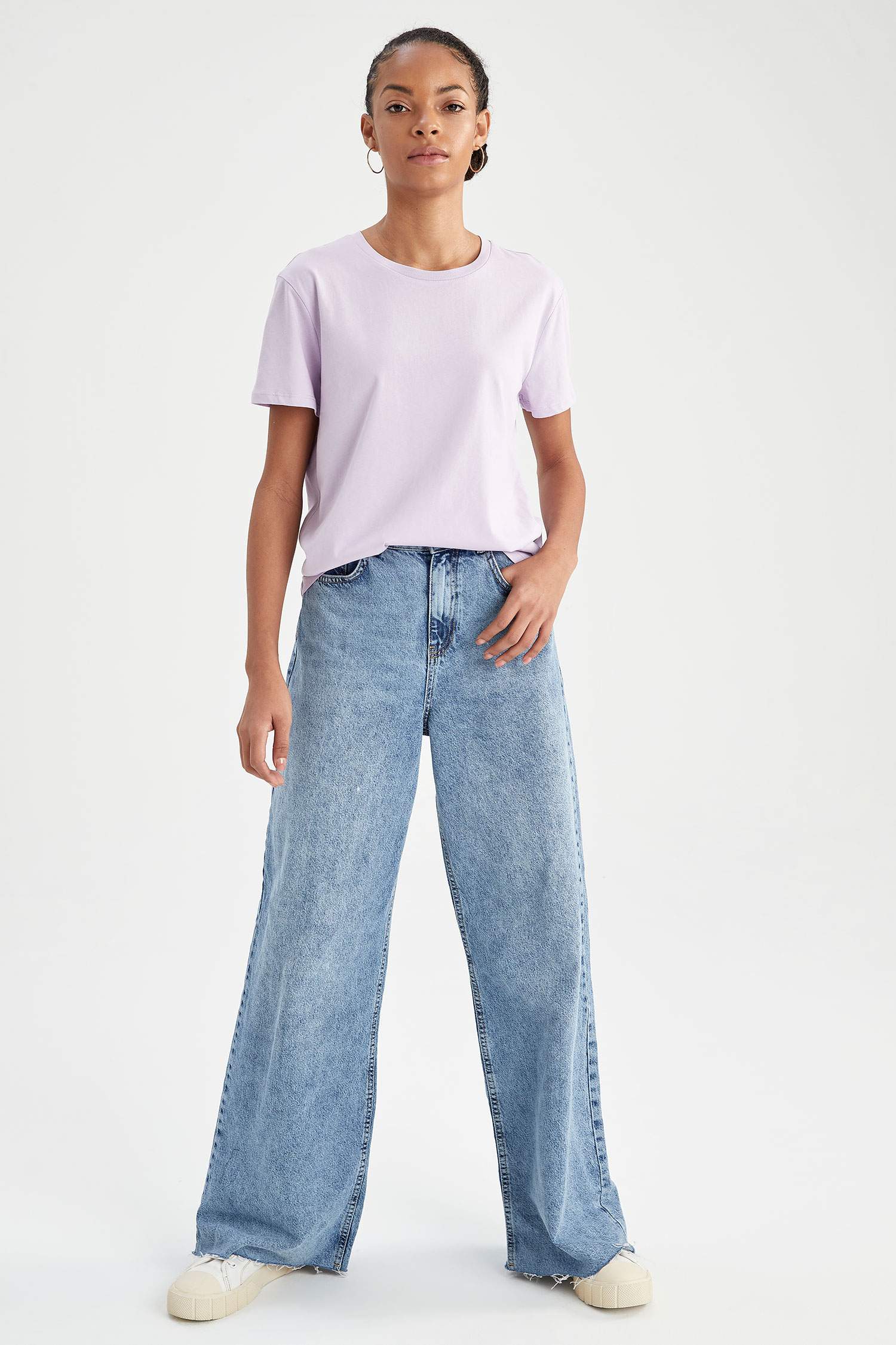 Bisiklet Yaka Basic Relax Fit Tişört