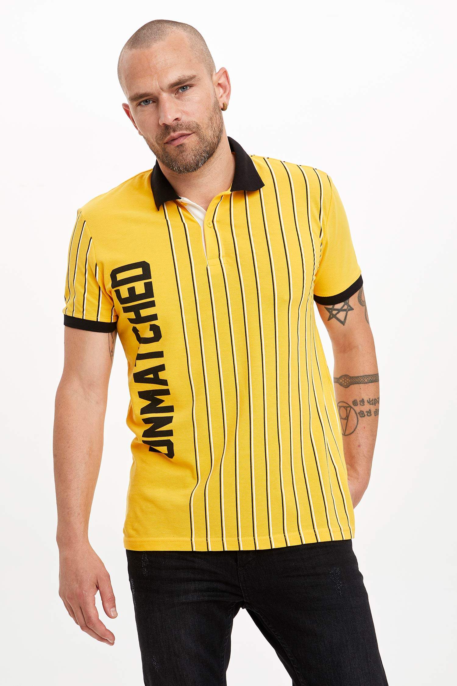 Slim Fit Polo Yaka Slogan Desenli Kısa Kollu Polo Tişört