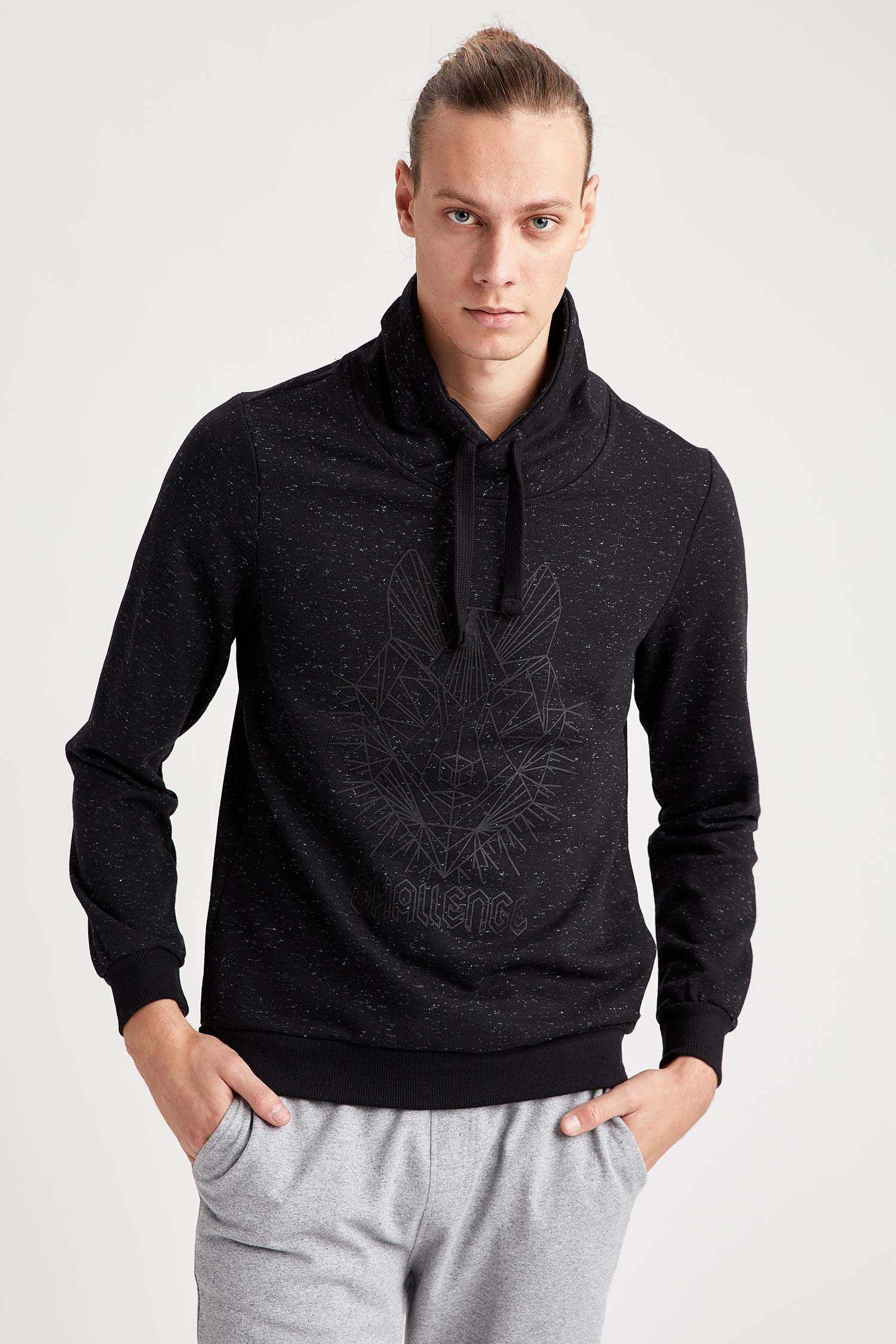 Şal Yaka Baskılı Sweatshirt