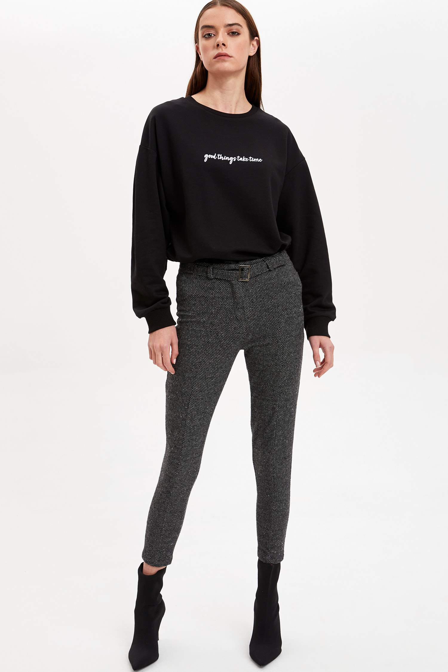 Defacto Baskılı Sweatshirt. 2 Defacto Baskılı Sweatshirt. 2