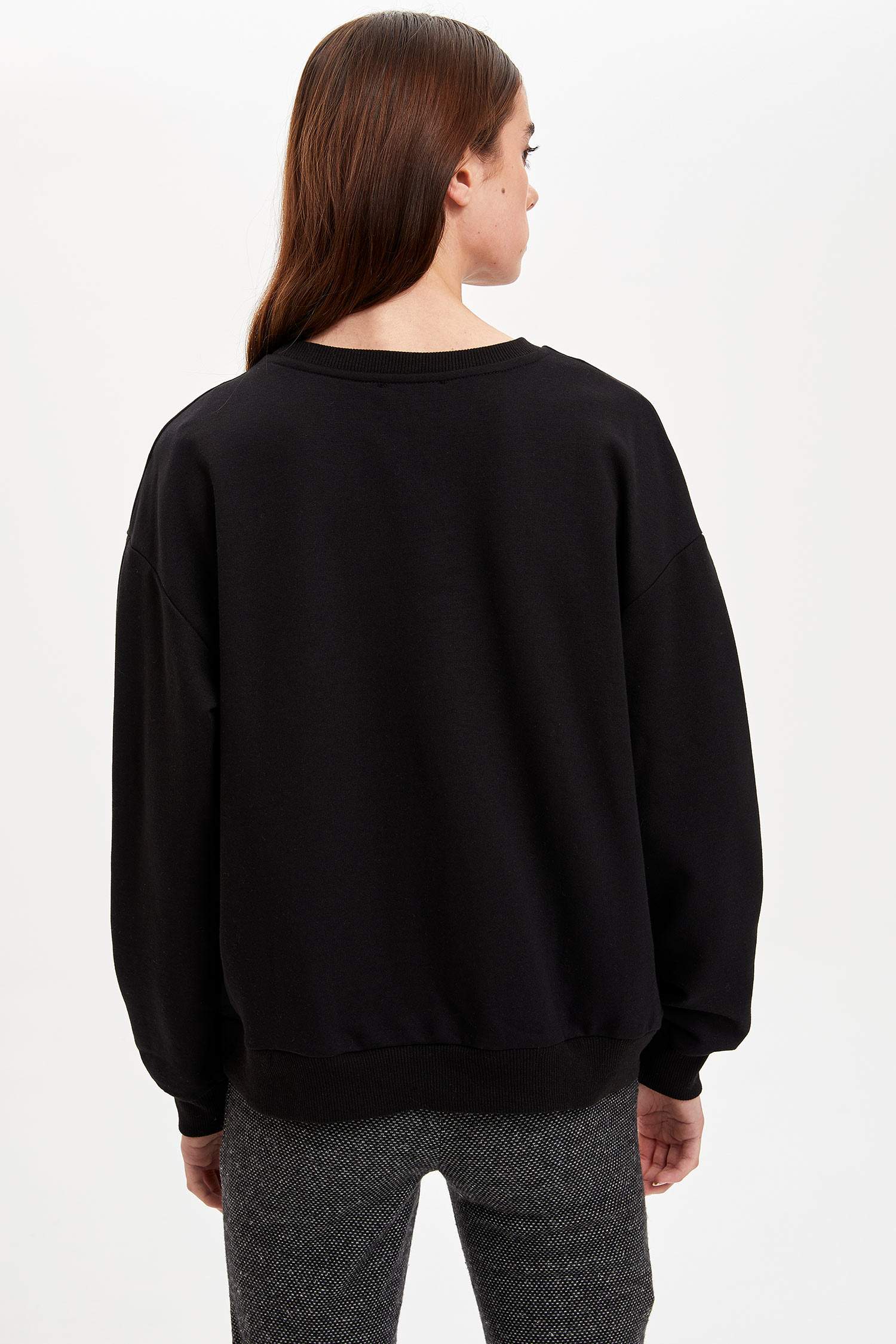 Defacto Baskılı Sweatshirt. 4 Defacto Baskılı Sweatshirt. 4