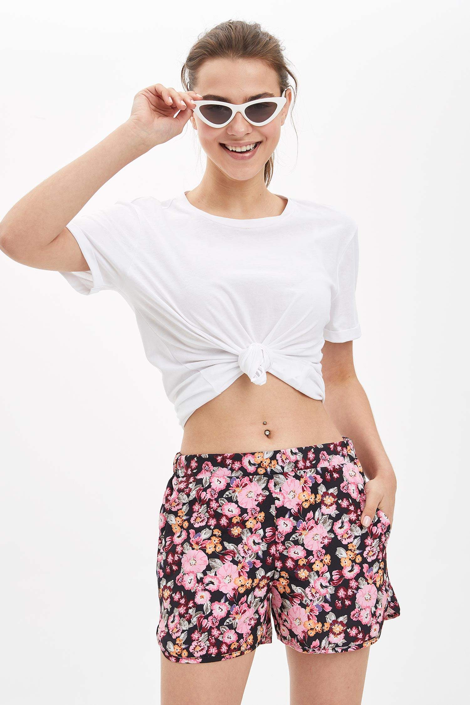 Regular Fit Çiçekli Yüzme Şort