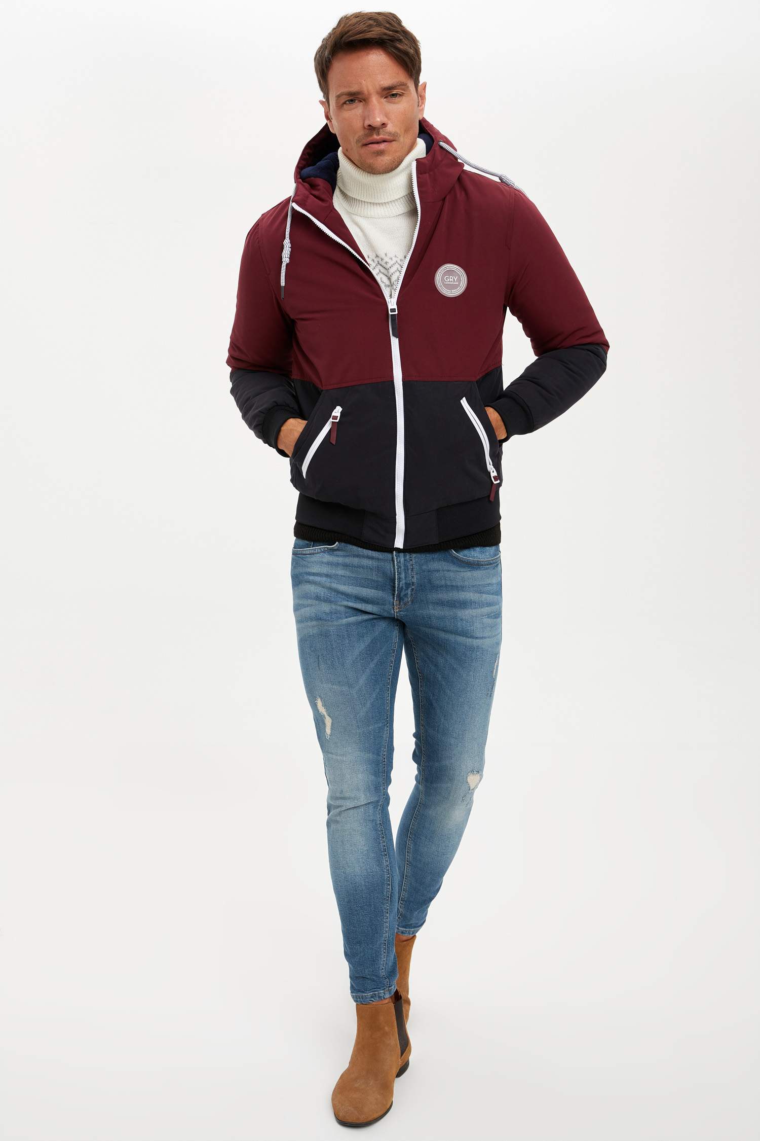 Slim Fit Kapüşonlu Desenli Mont