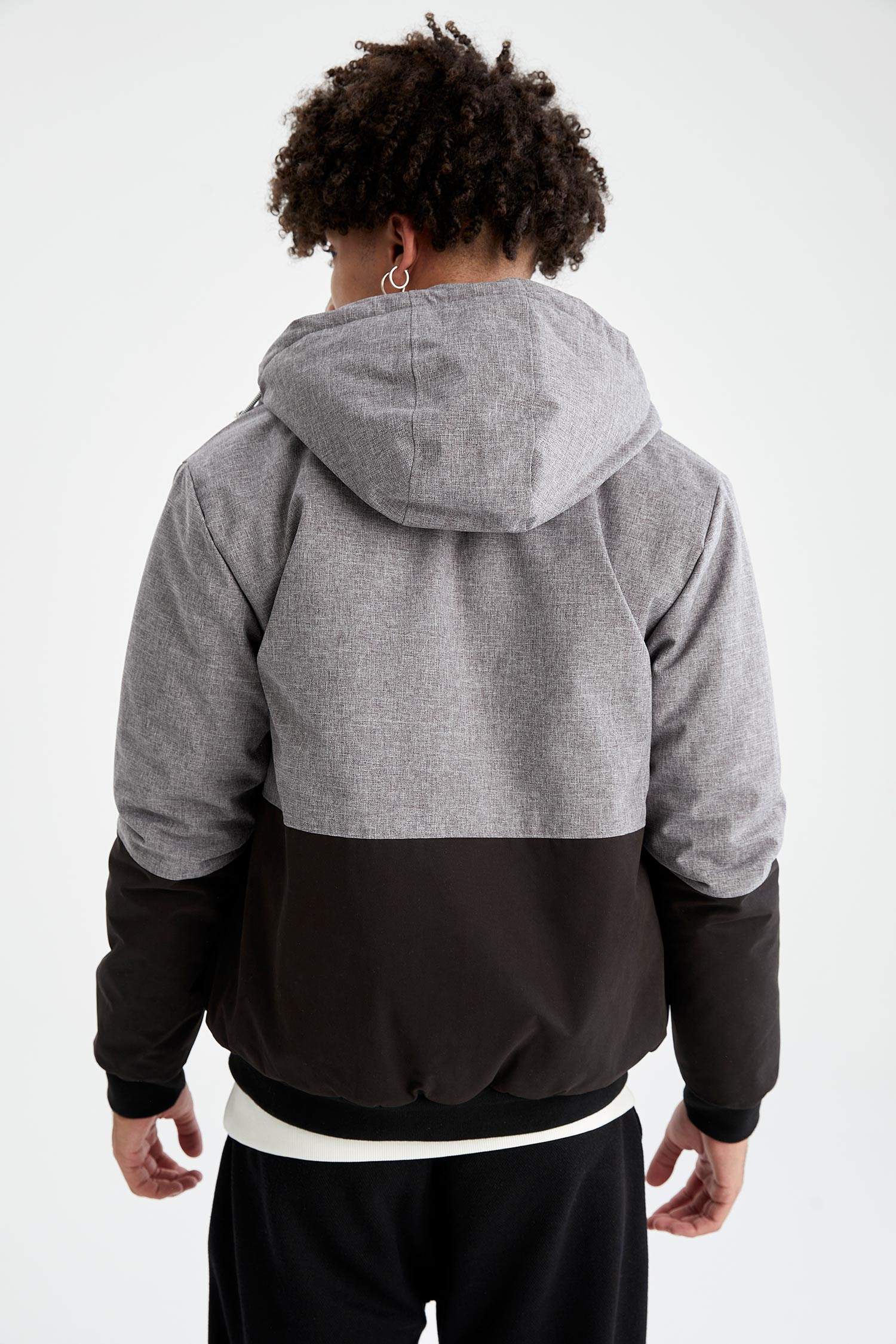 Slim Fit Kapüşonlu Desenli Mont