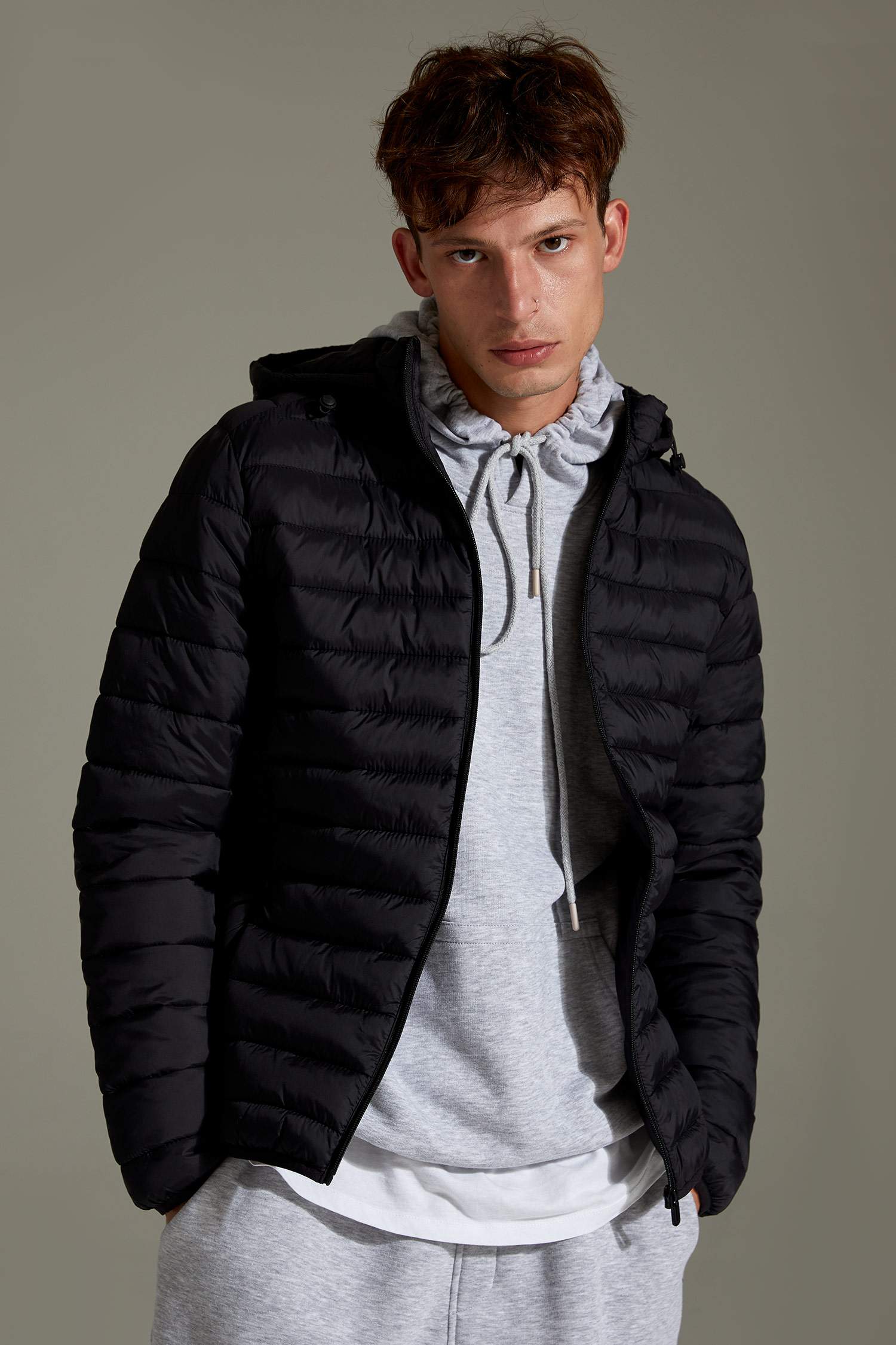 Slim Fit Kapüşonlu Şişme Mont