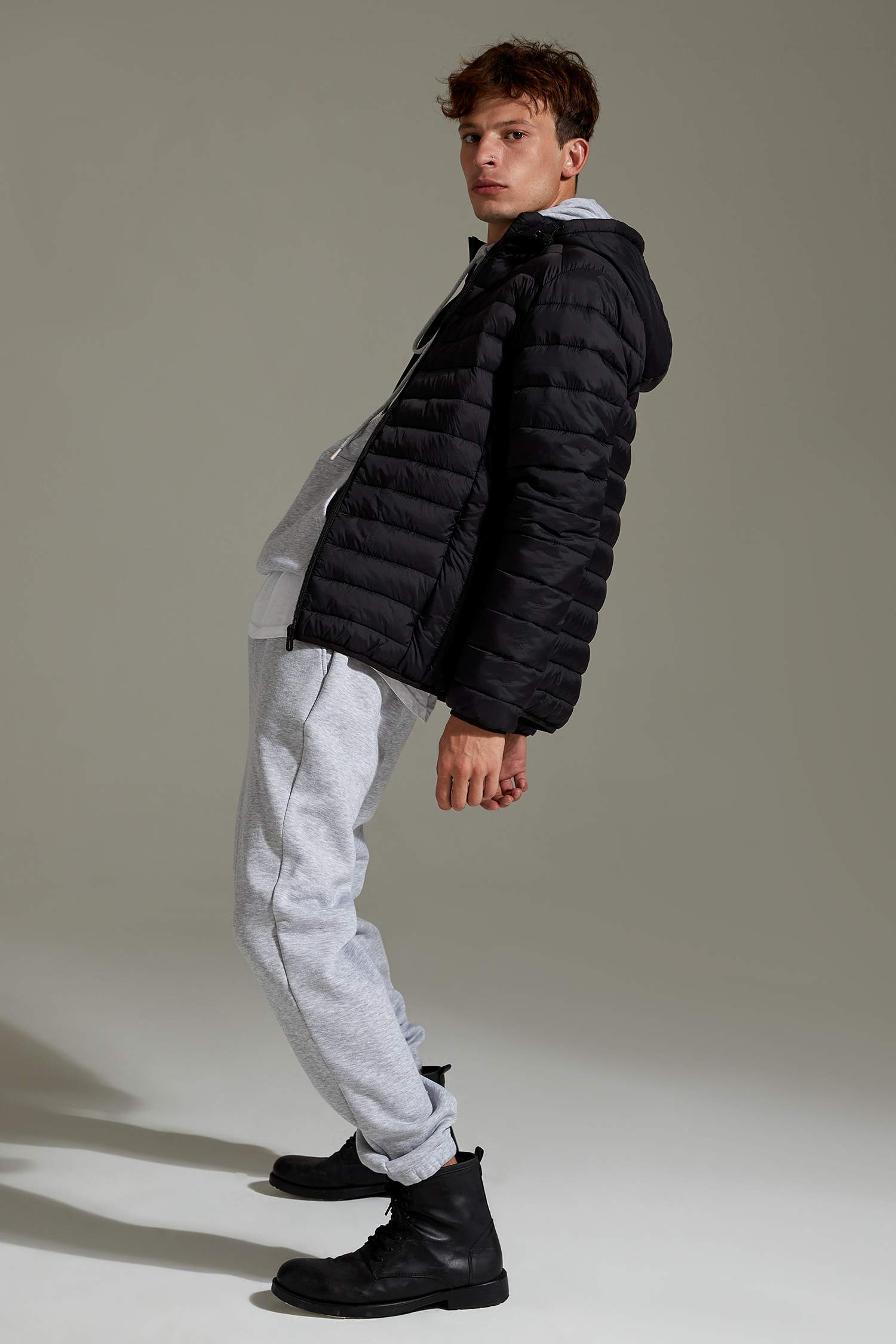 Slim Fit Kapüşonlu Şişme Mont