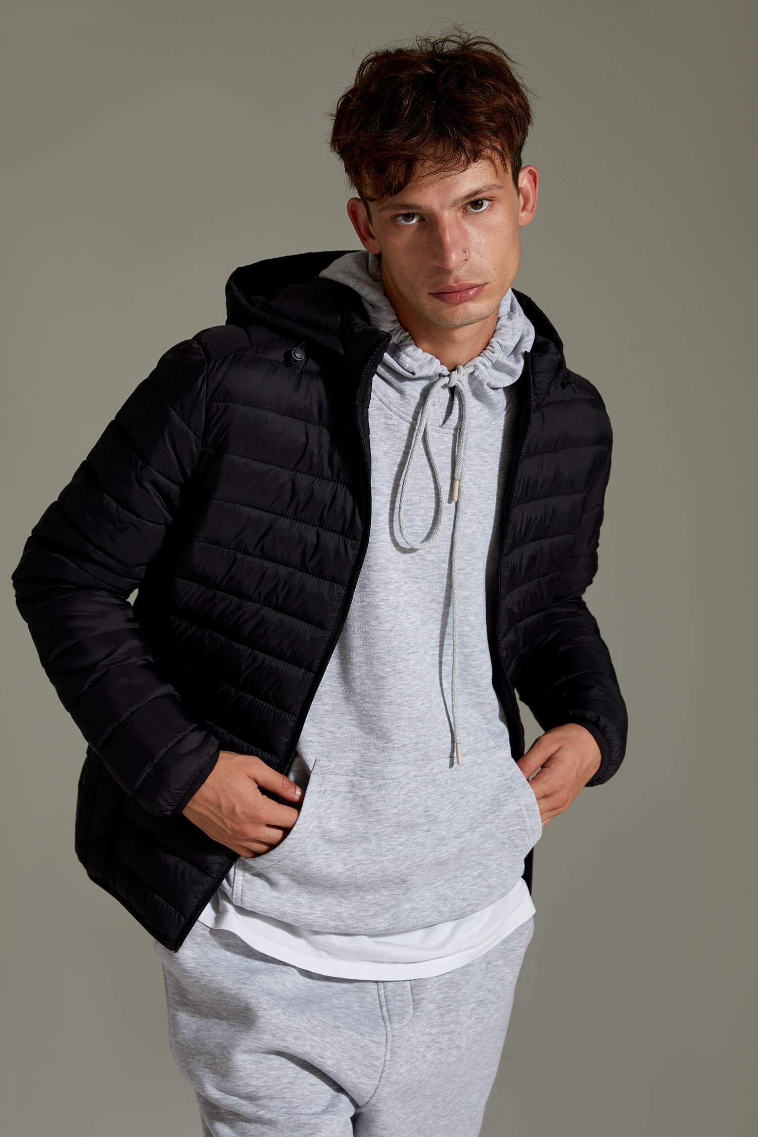 Slim Fit Kapüşonlu Şişme Mont