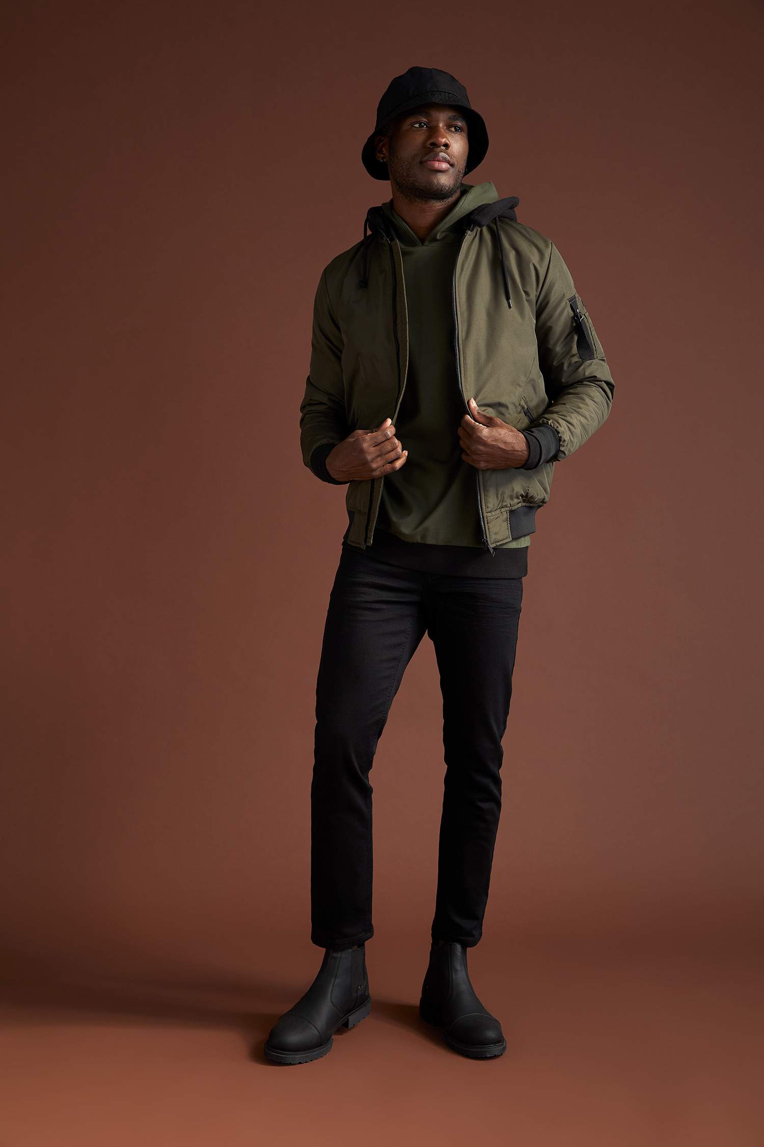 Slim Fit Kapüşonlu Bomber Mont