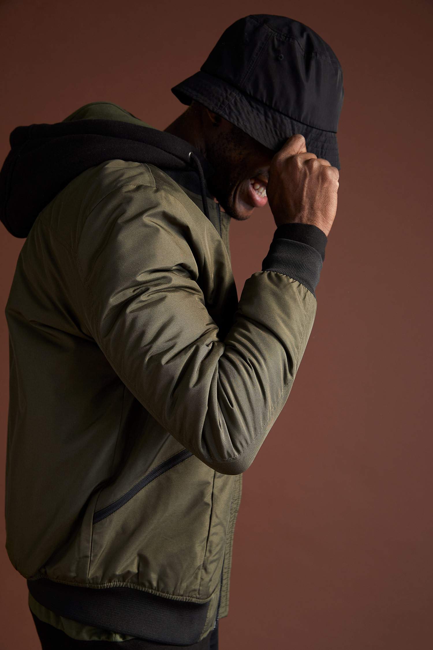 Slim Fit Kapüşonlu Bomber Mont