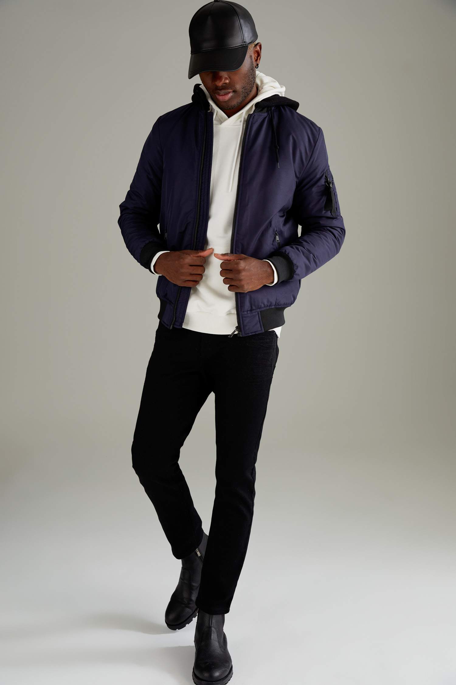 Slim Fit Kapüşonlu Çıkarılabilir Kapüşonlu Isı Yalıtımlı Warmtech Bomber Mont