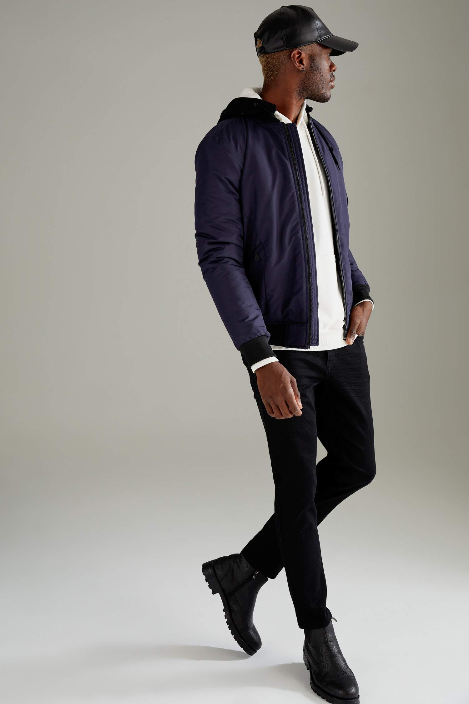 Slim Fit Kapüşonlu Çıkarılabilir Kapüşonlu Isı Yalıtımlı Warmtech Bomber Mont