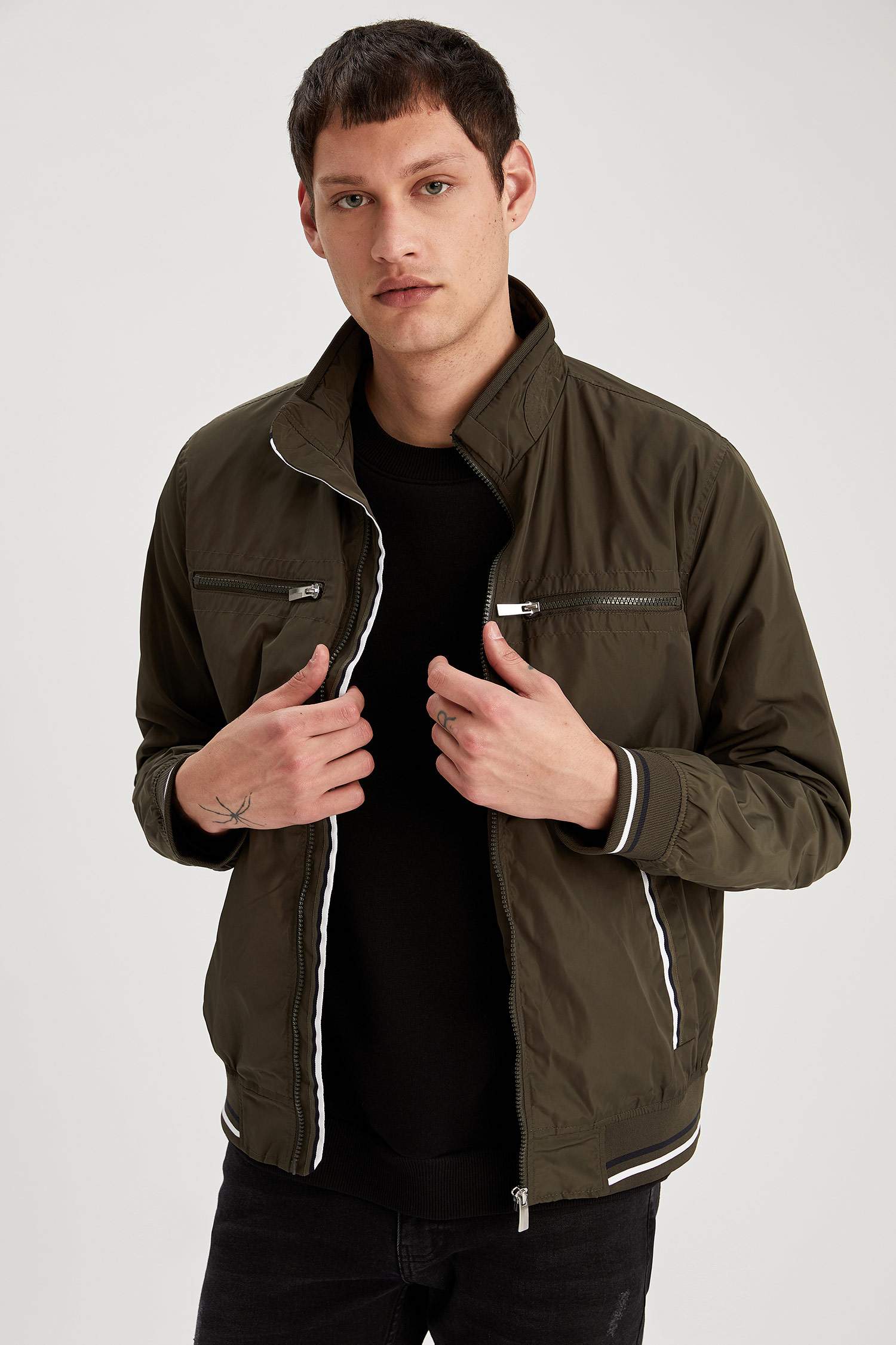 Slim Fit Dik Yaka Mont
