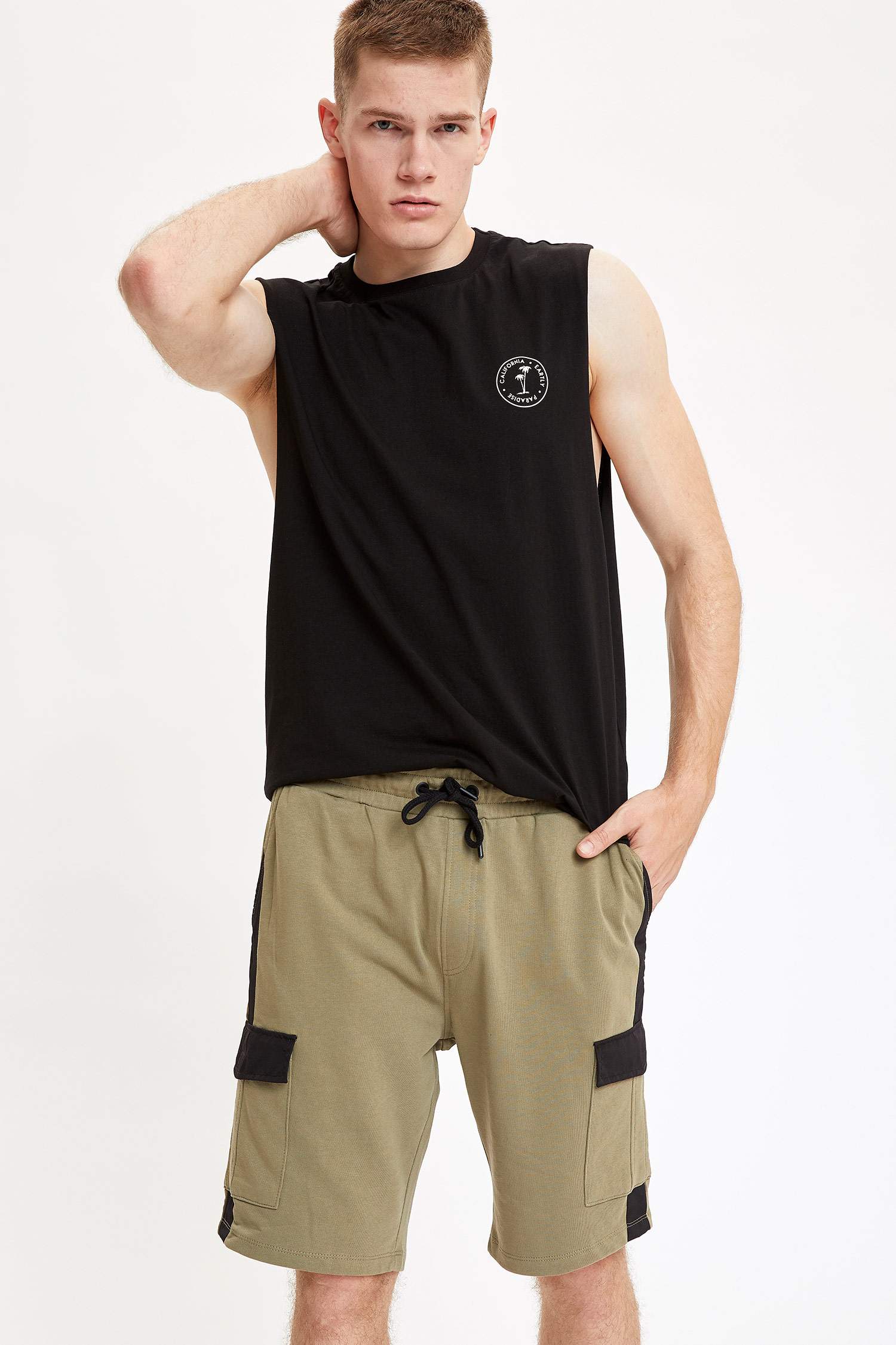 Regular Fit Kargo Bermuda Şort