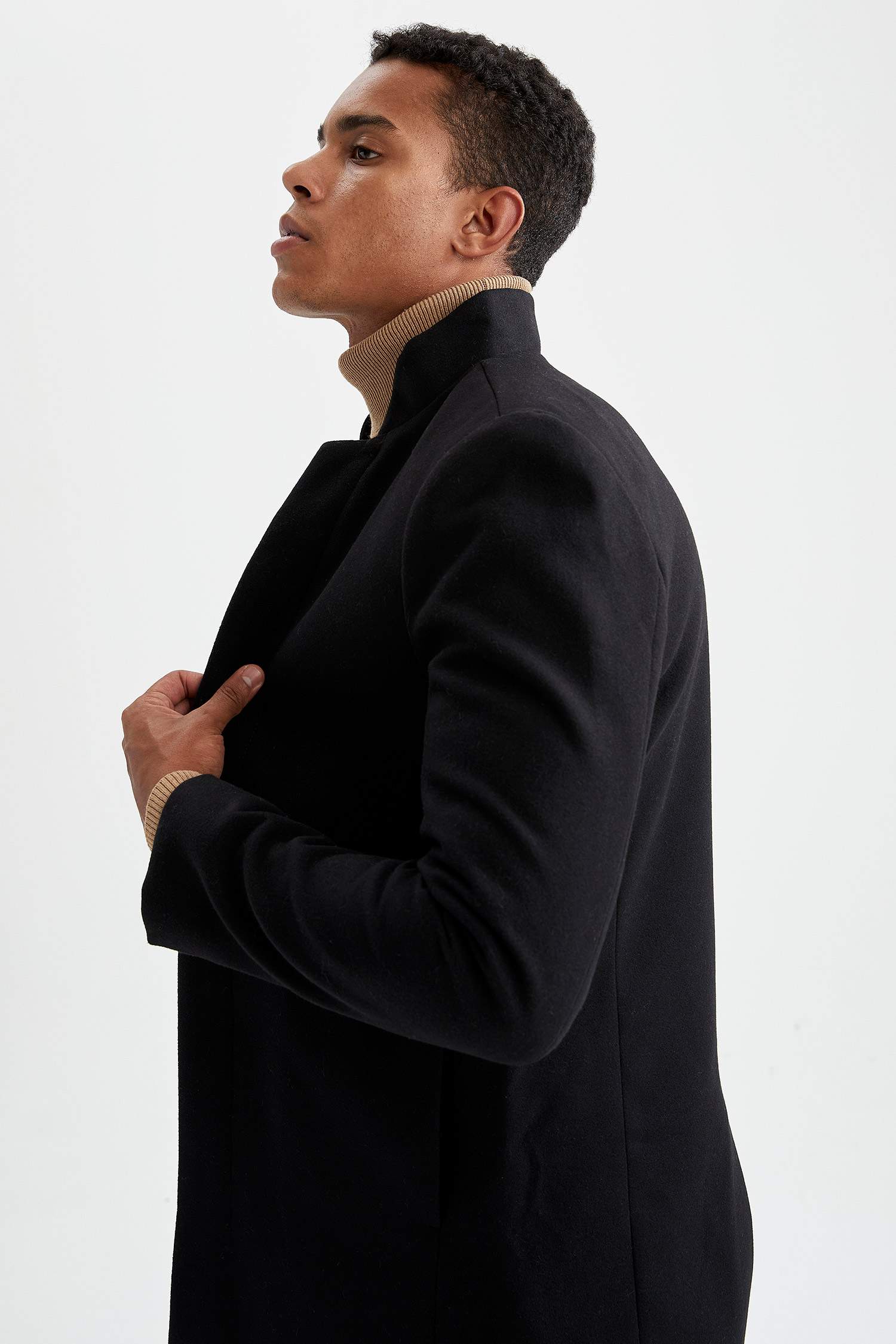 Slim Fit Dik Yaka Kaşe Kaban