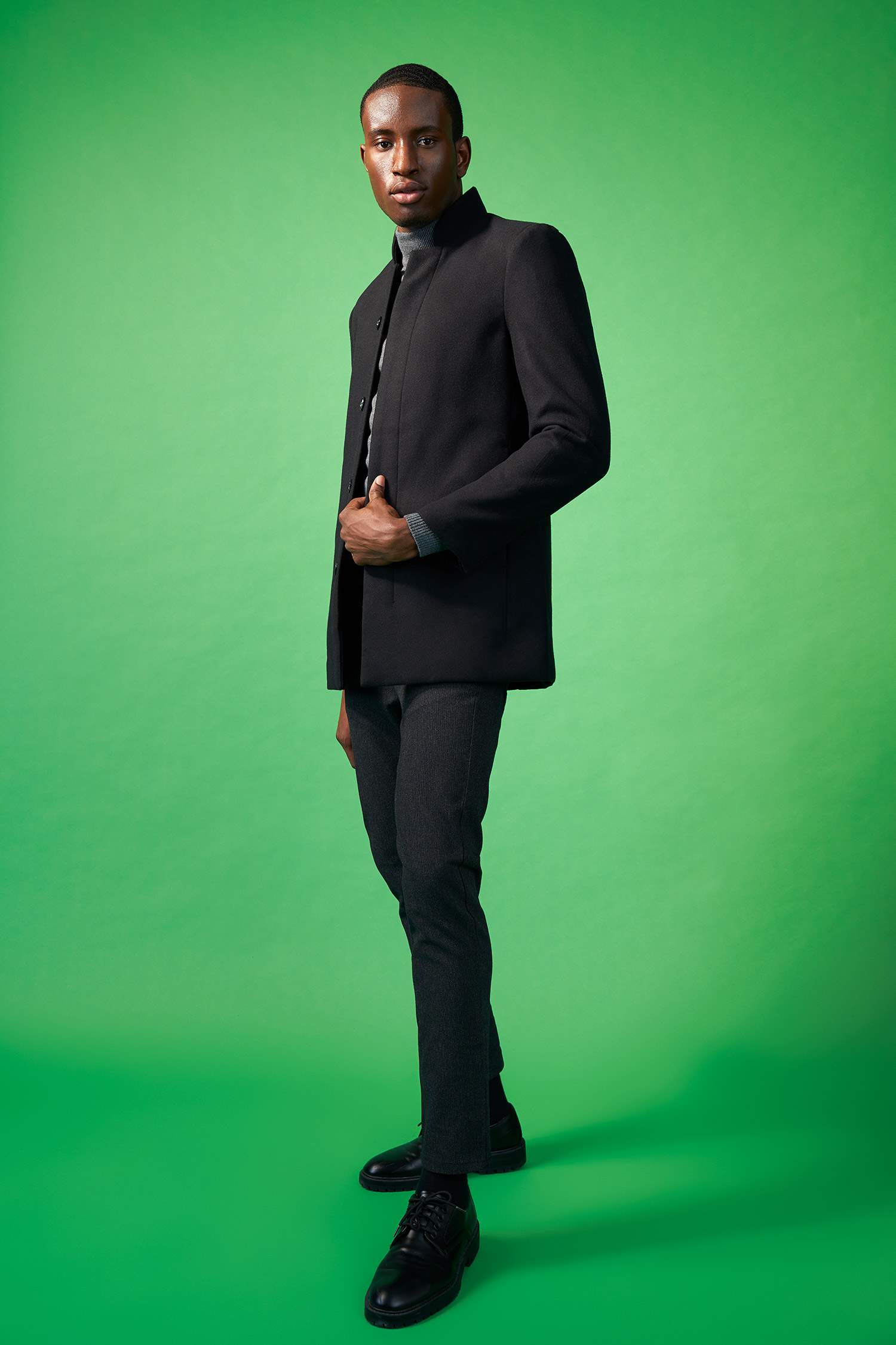 Slim Fit Dik Yaka Kaşe Kaban