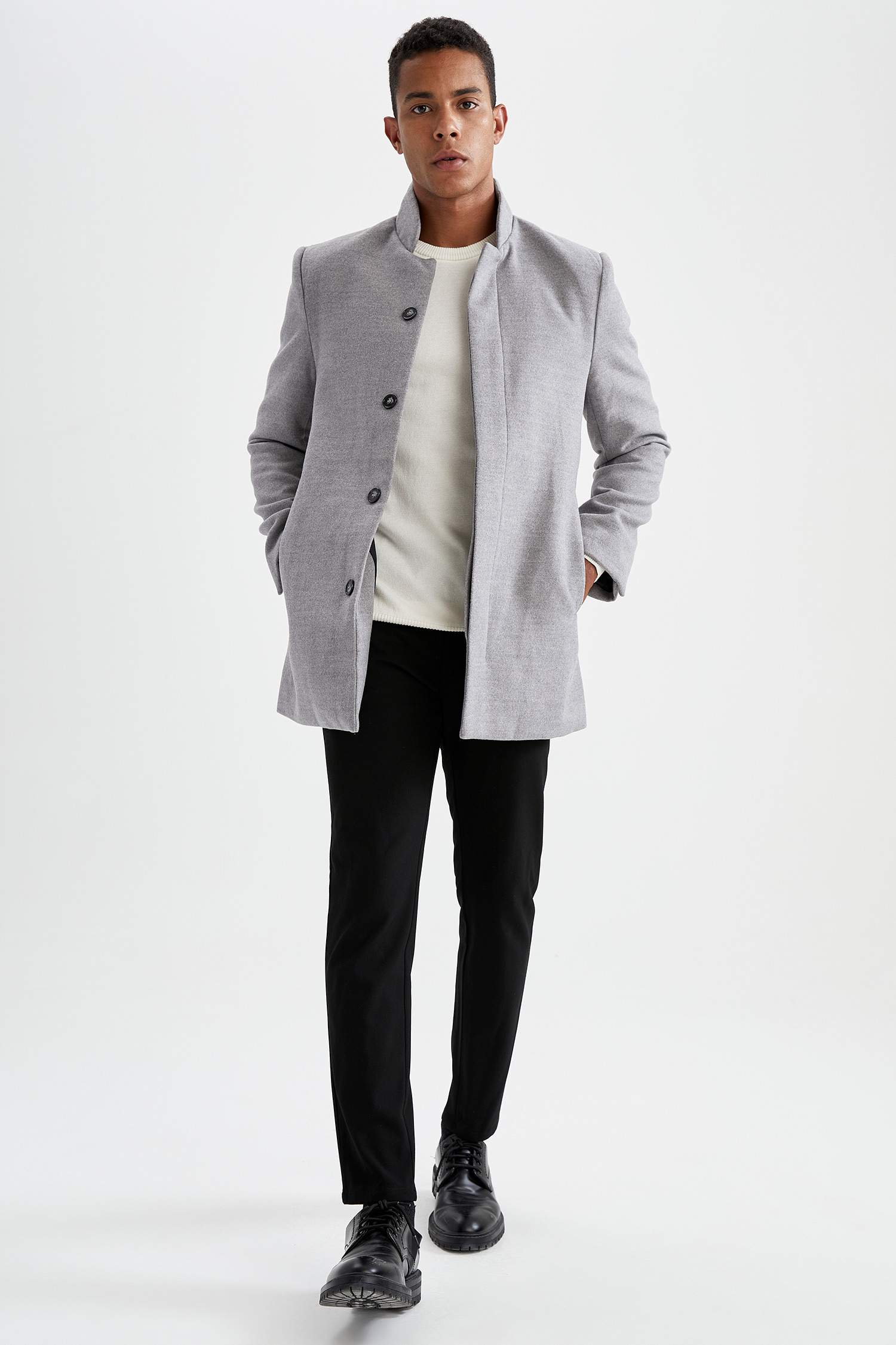 Slim Fit Dik Yaka Kaşe Kaban