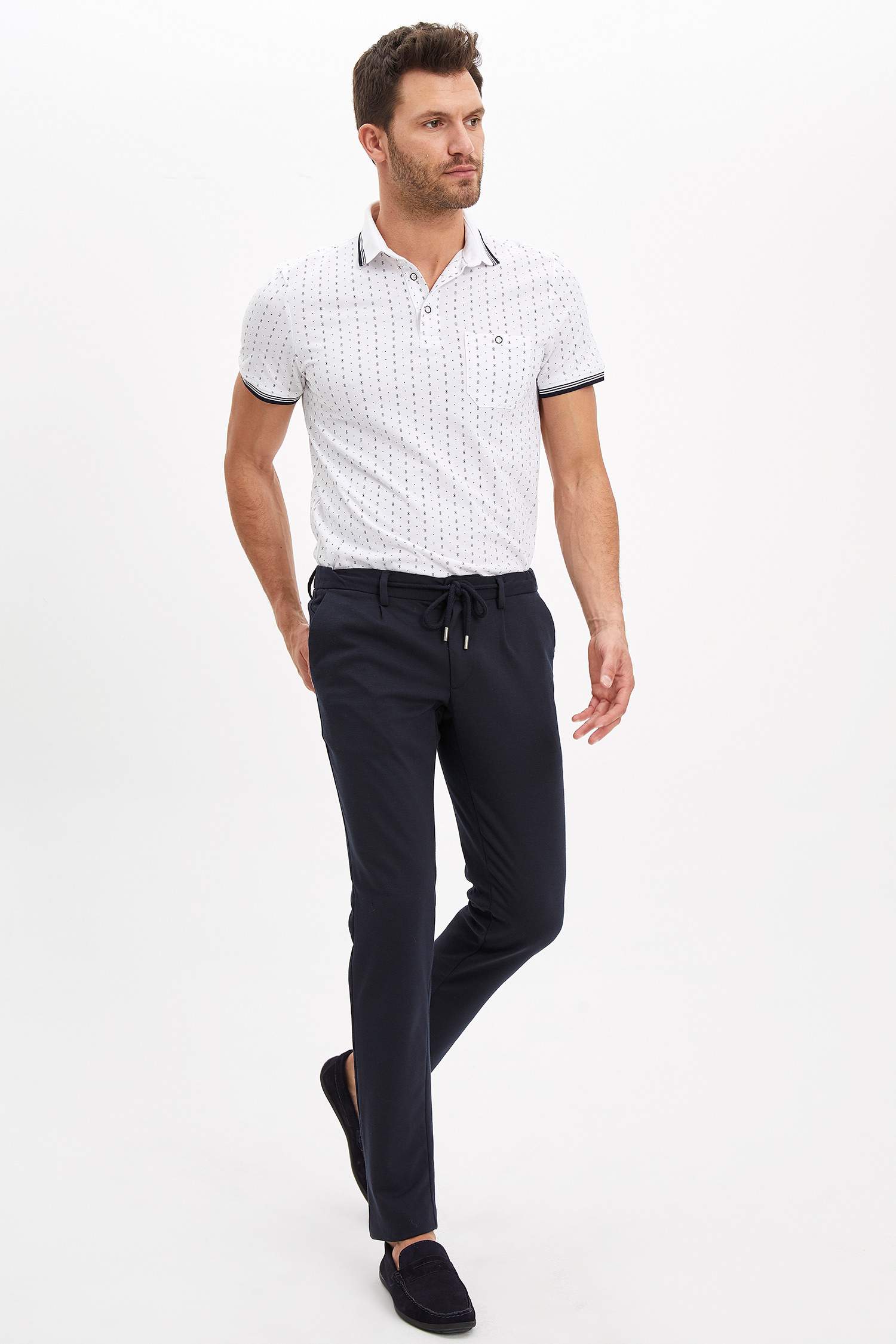 MODERN FIT Polo Yaka Desenli Kısa Kollu Polo Tişört