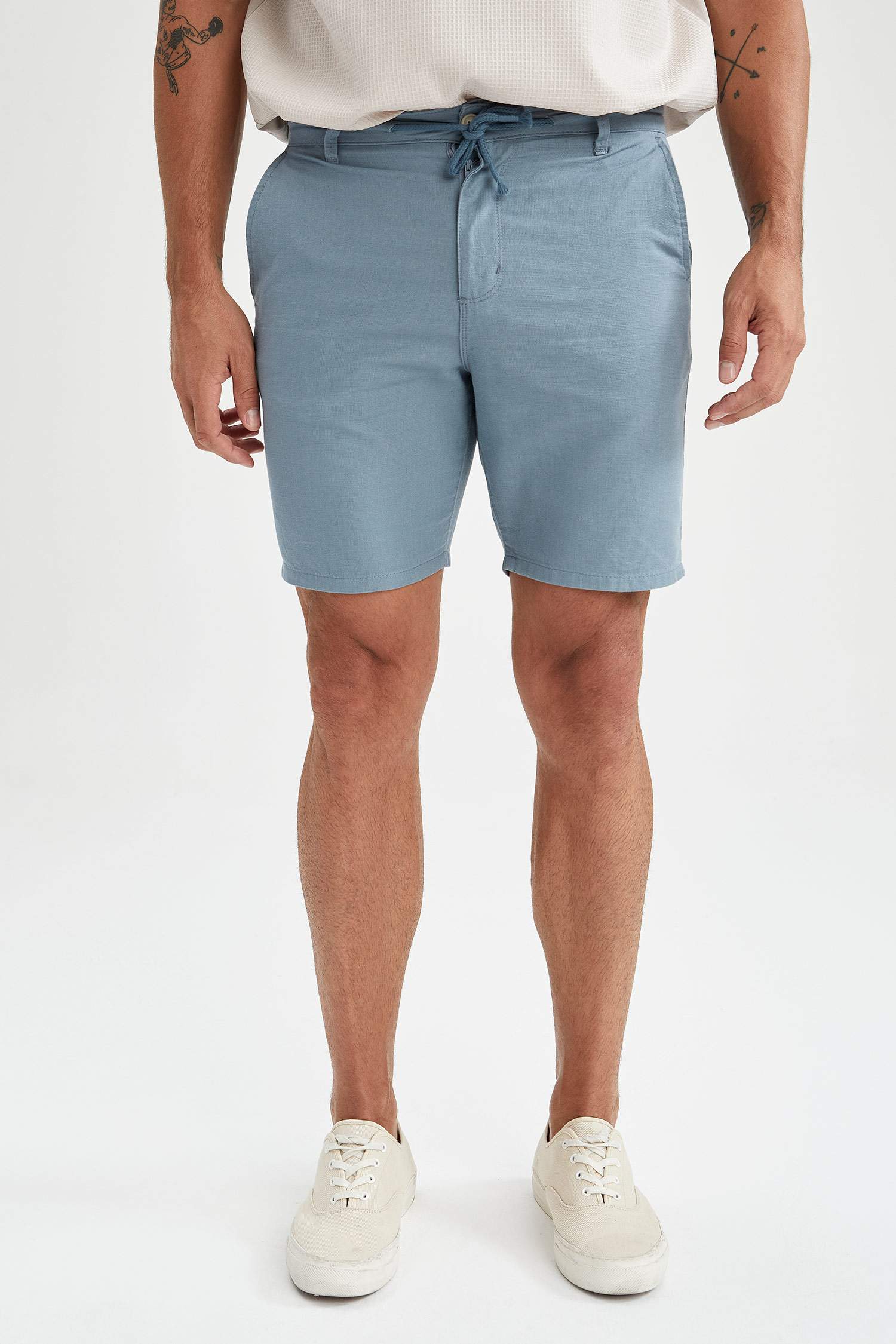 Regular Fit Beli Bağcıklı Bermuda Şort