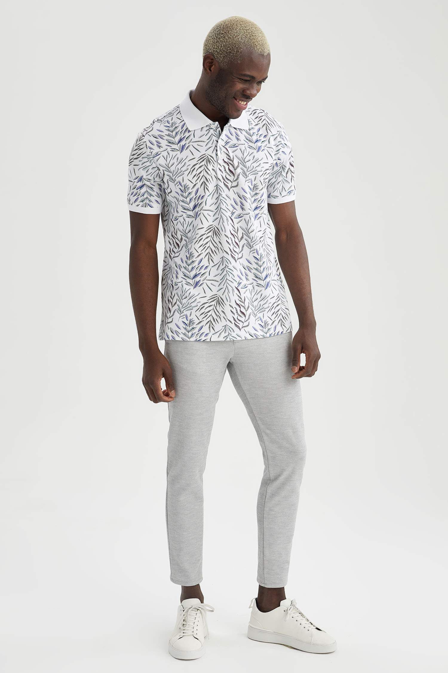 Slim Fit Polo Yaka Desenli Tişört