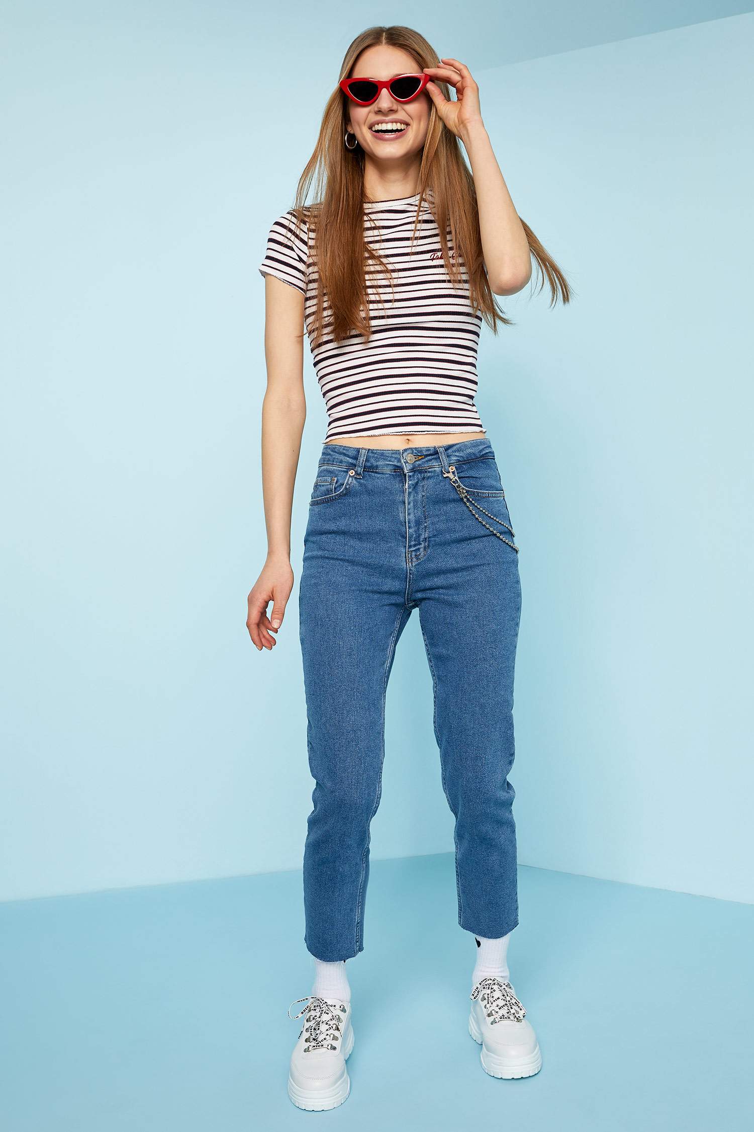 Slim Fit Çizgili Kısa Kollu Crop Tişört