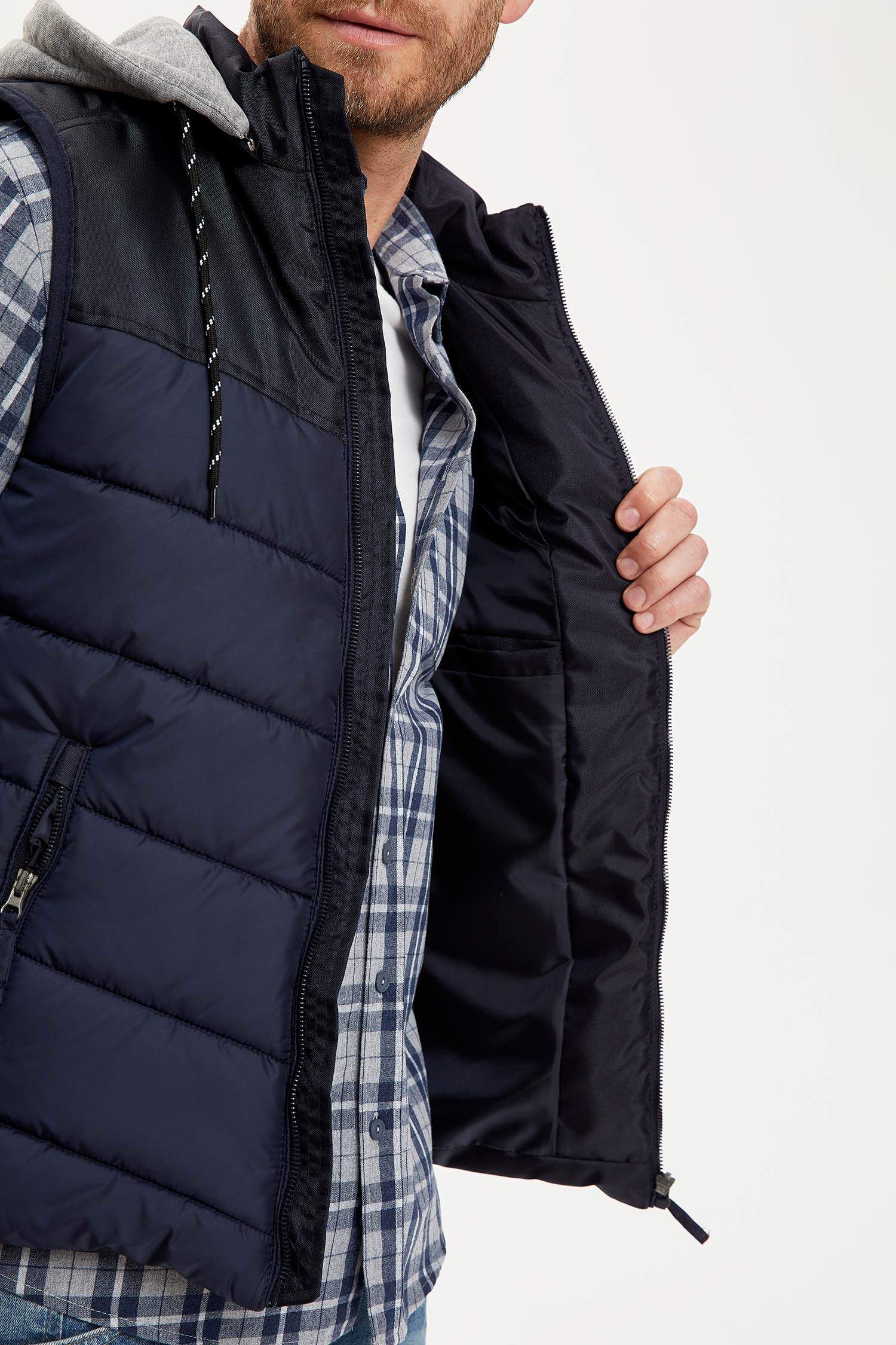 Slim Fit Yelek