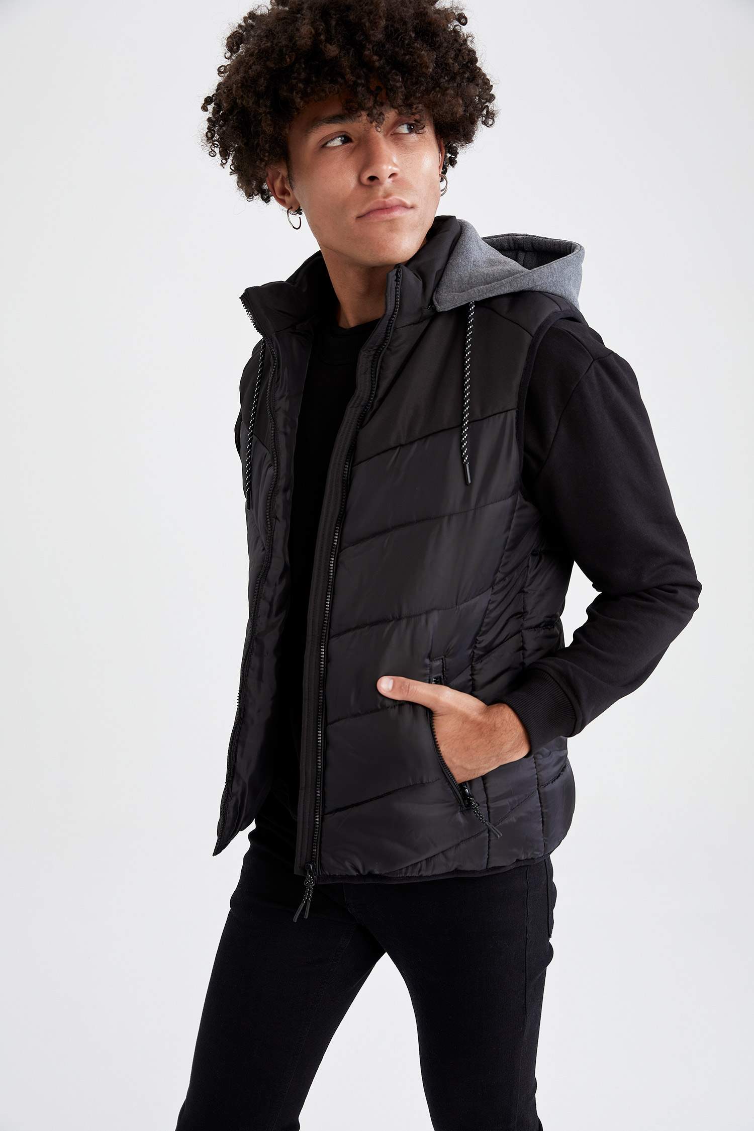 Slim Fit Kapüşonlu Şişme Yelek
