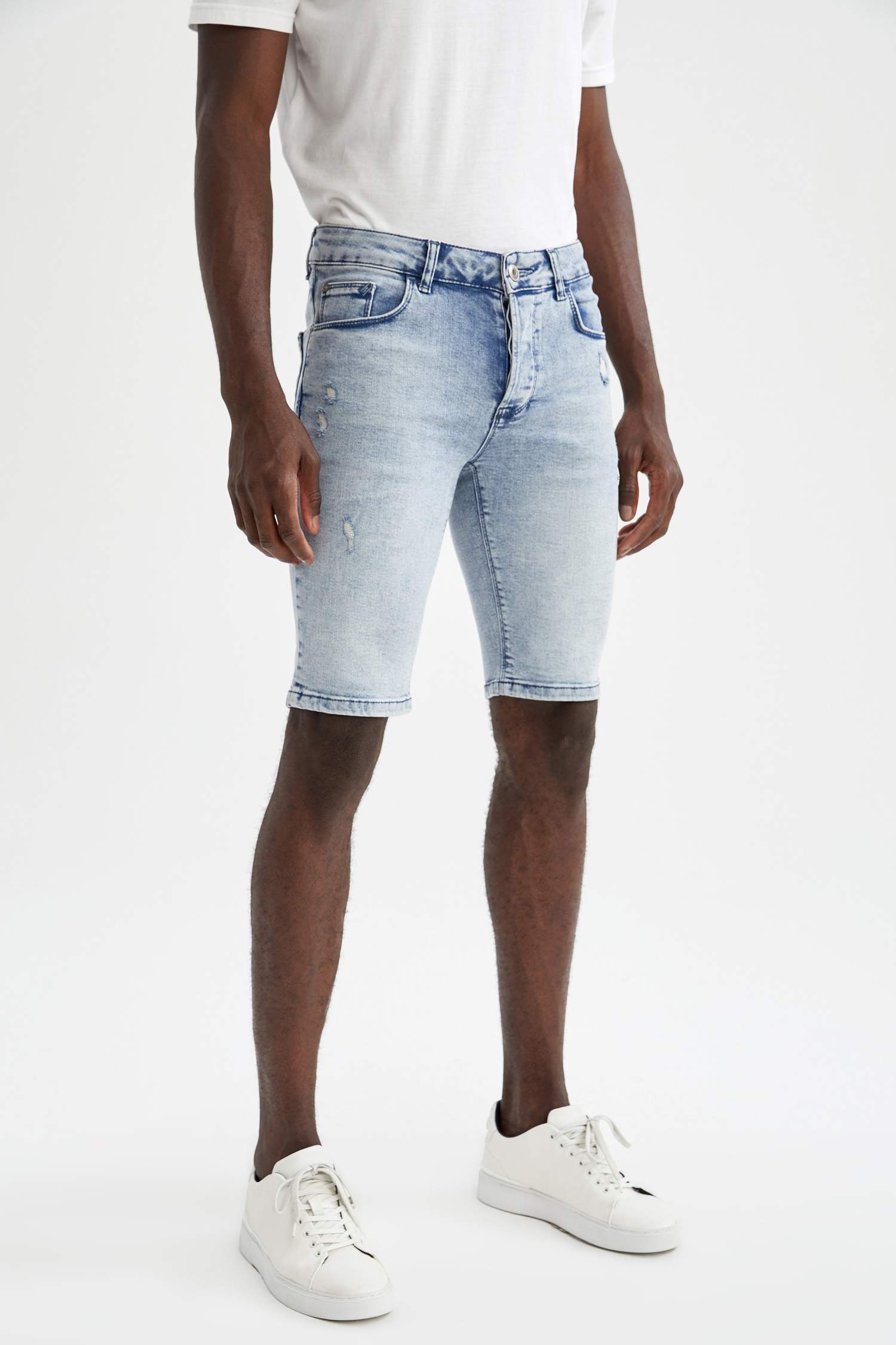 Skinny Fit Bermuda