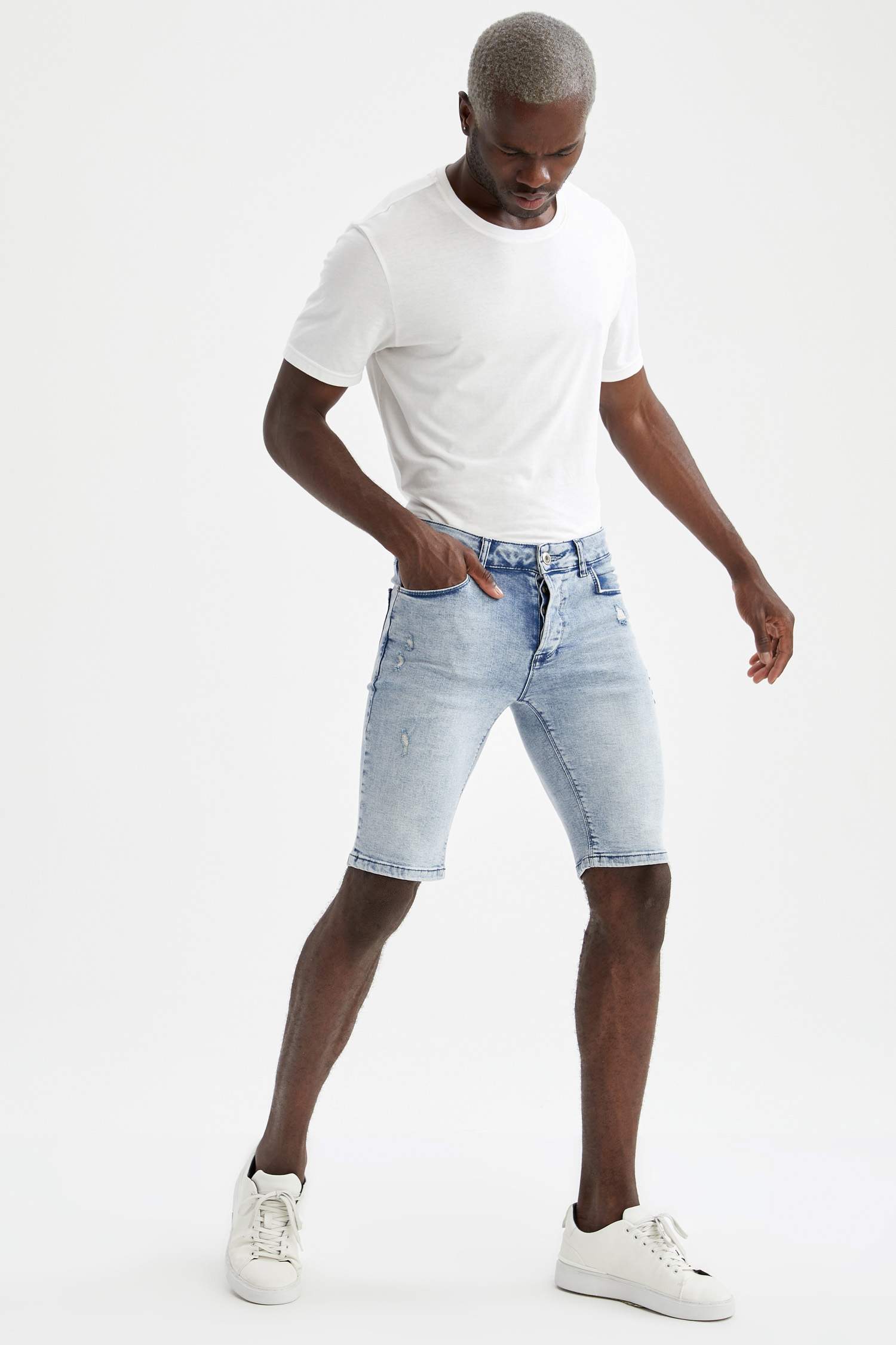 Skinny Fit Bermuda