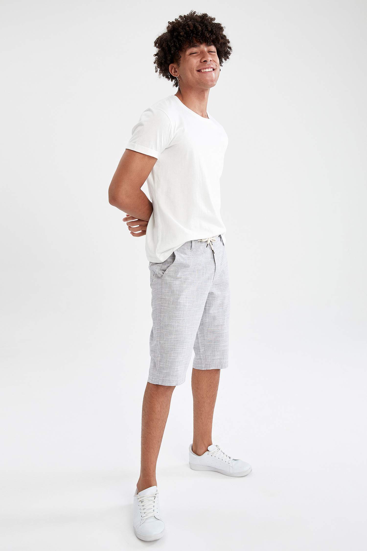 Regular Fit Bağcıklı Keten Bermuda Şort
