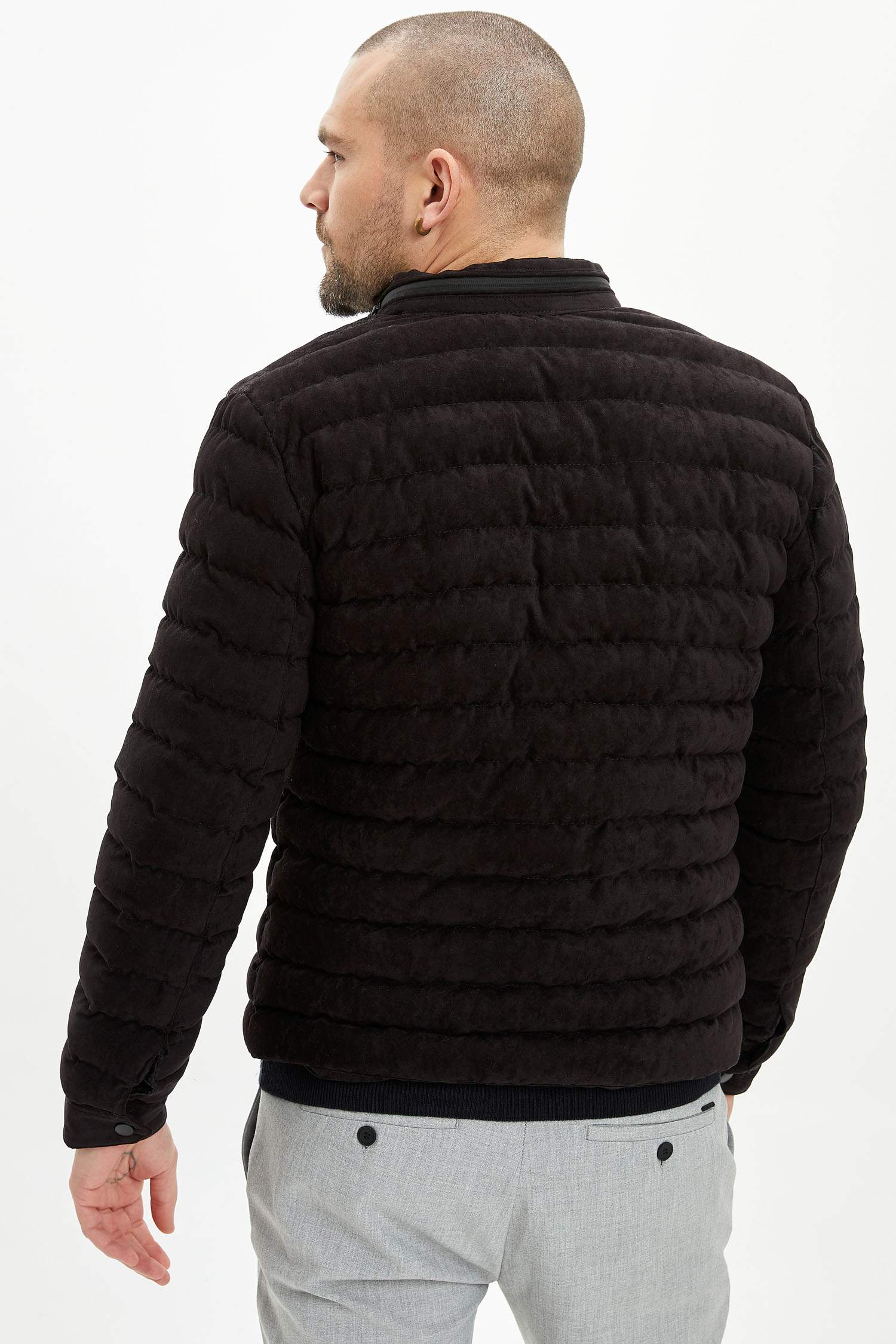 Süet Dik Yaka Şişme Mont