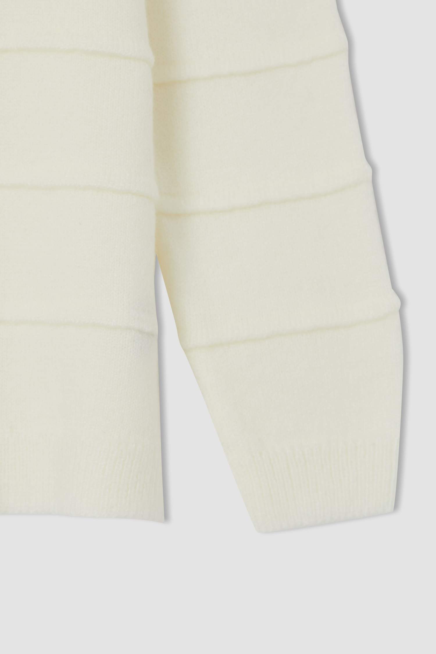 Kız Çocuk Regular Fit Basic Triko Kazak