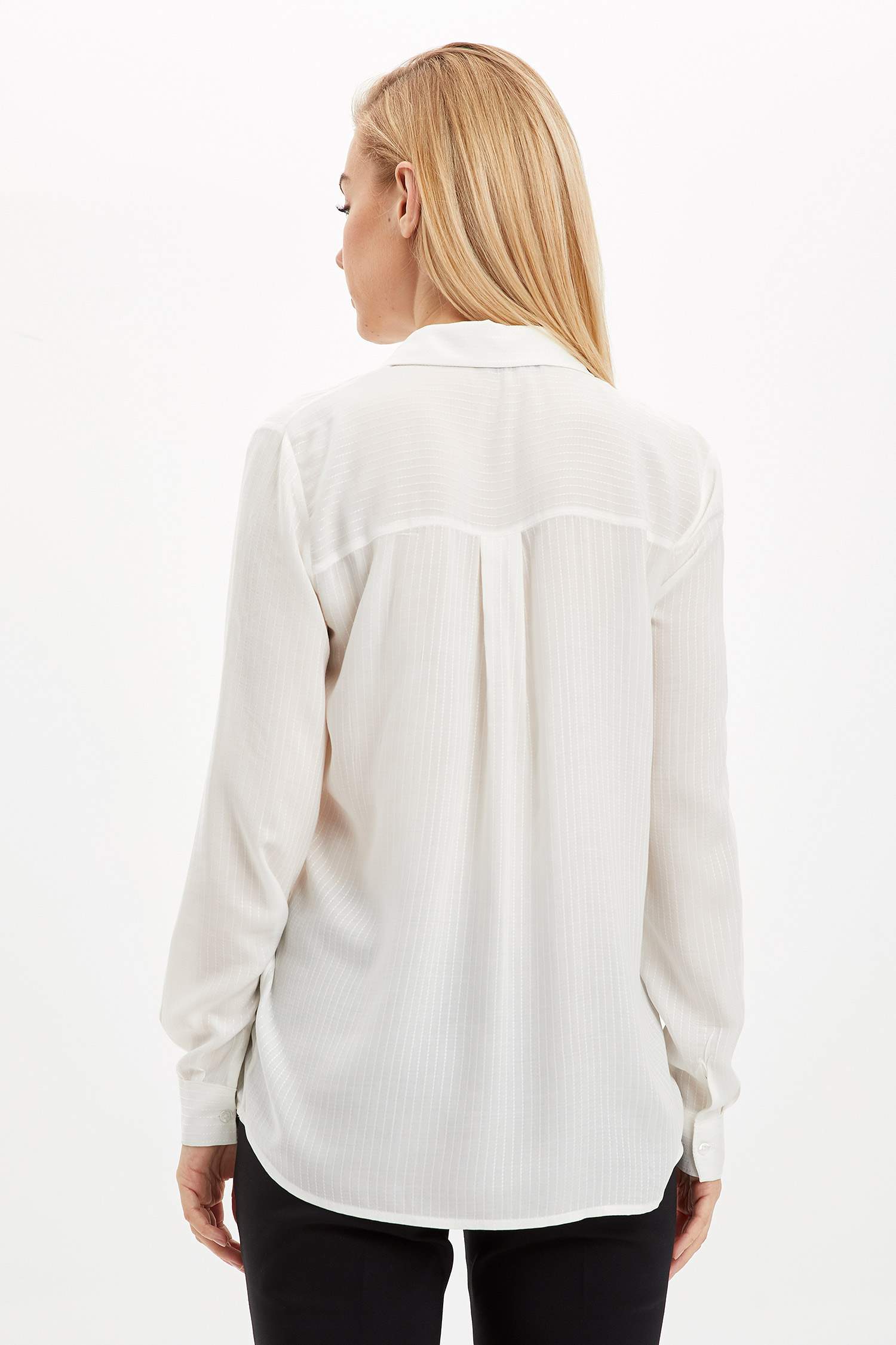 Cep Detaylı Regular Fit Bluz