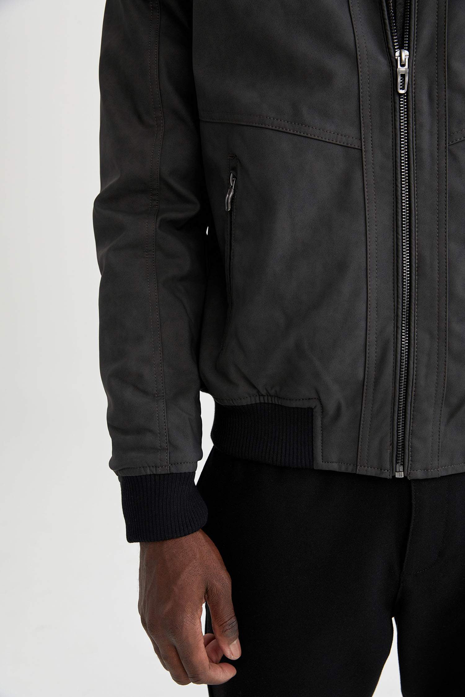 Slim Fit Kapüşonlu Mont