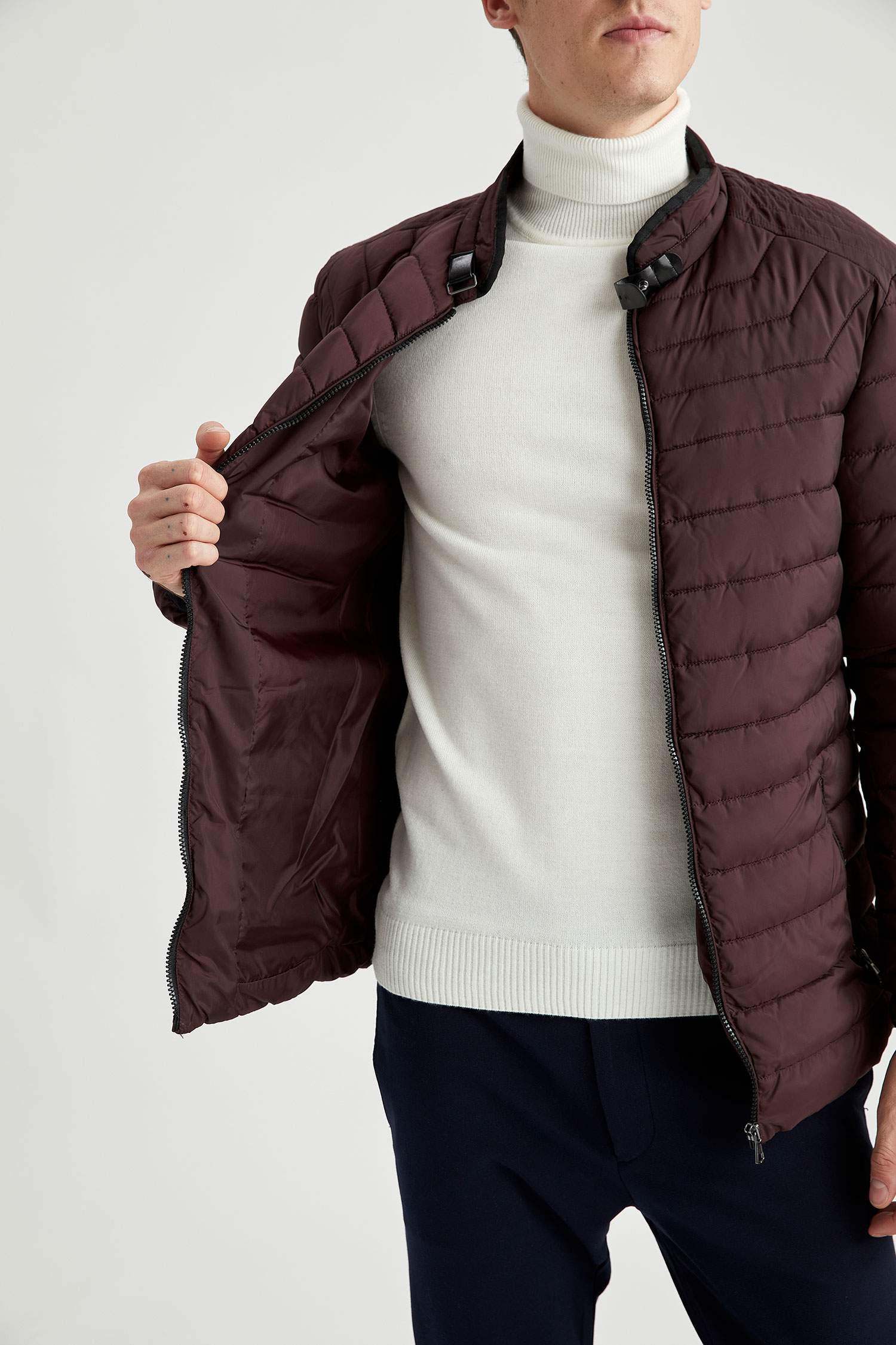 Dik Yaka Slim Fit Mont