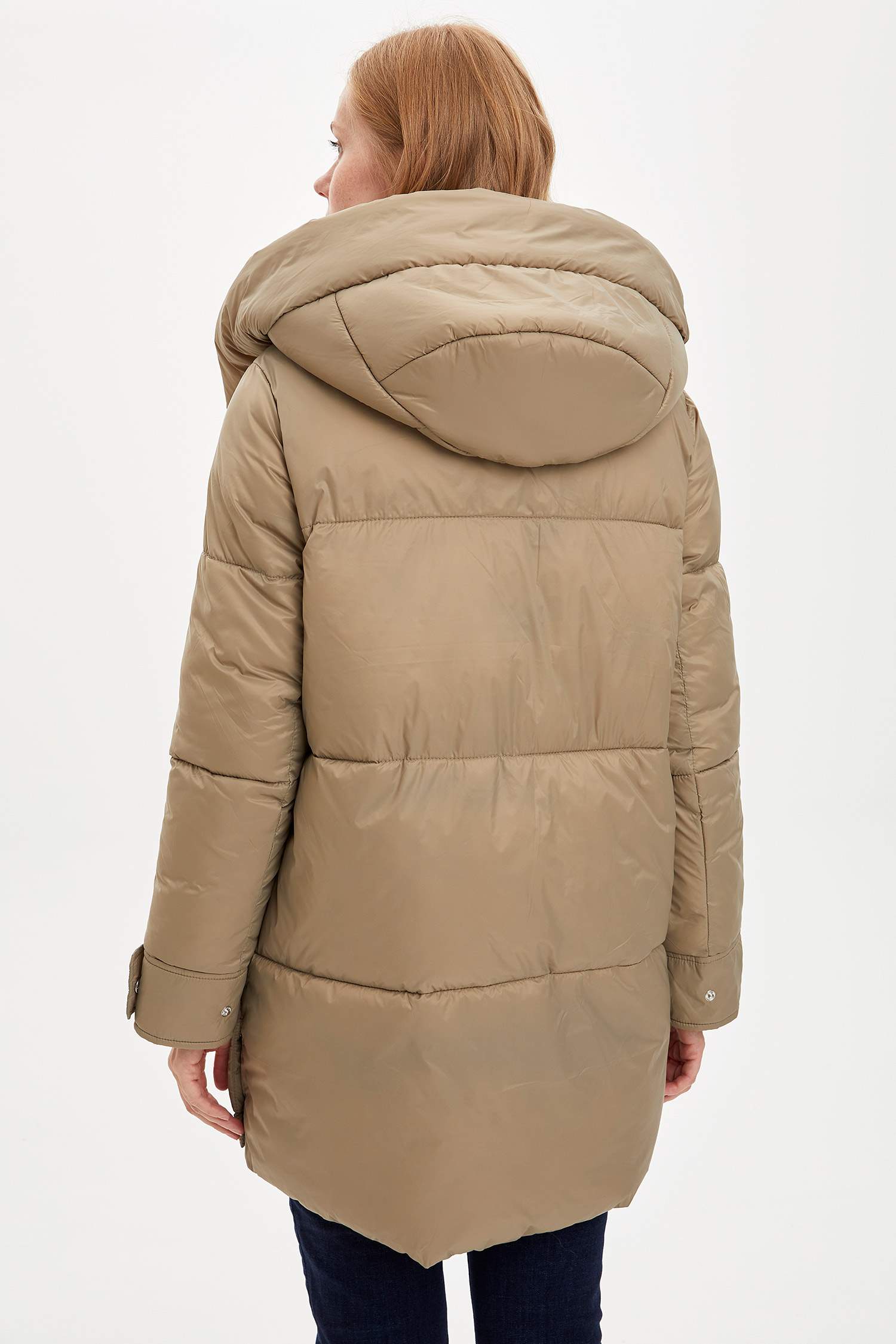 Oversize Kapüşonlu Çok Fermuarlı Parka