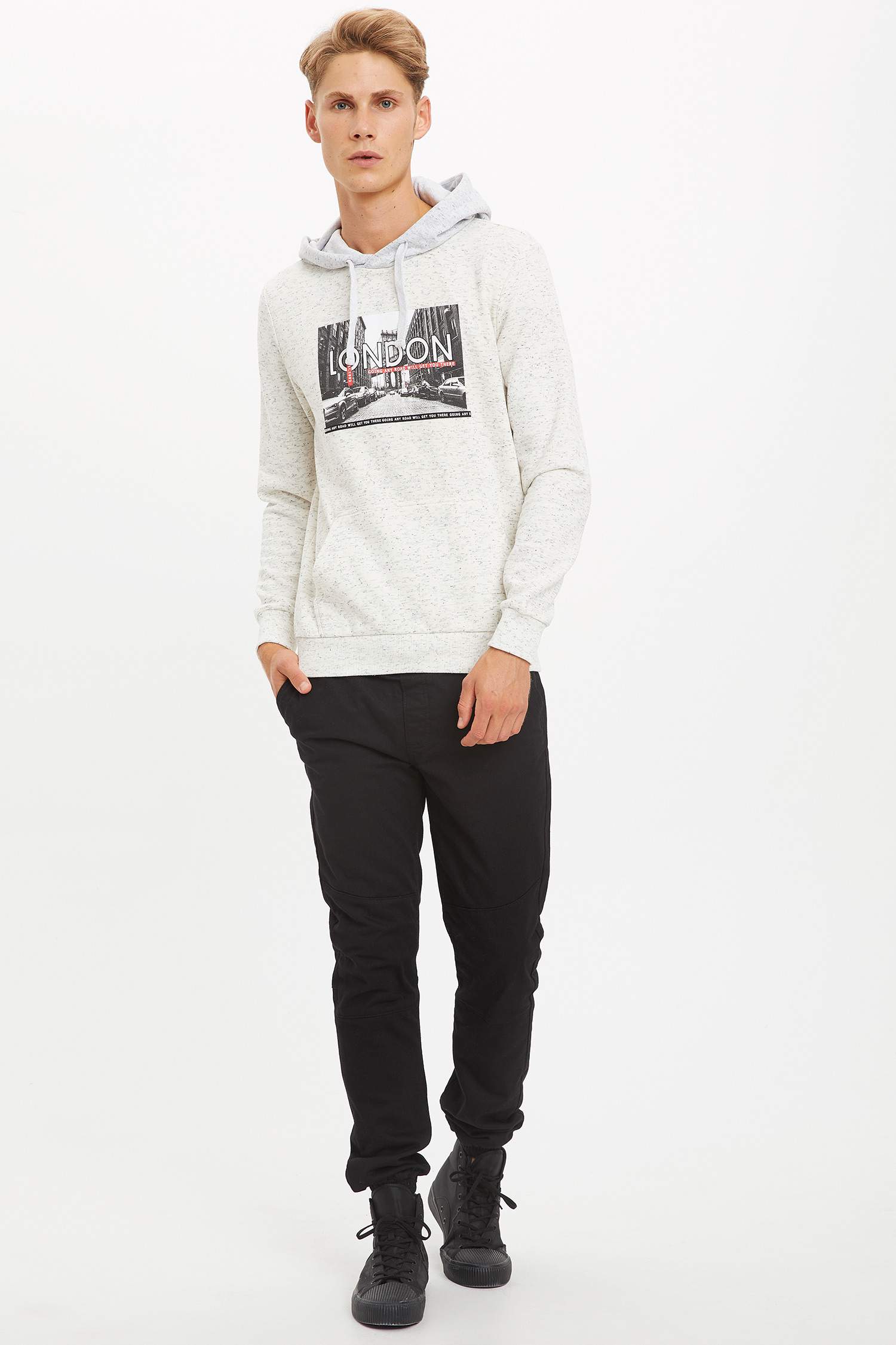 Slim Fit Kanguru Cepli Şehir Desenli Uzun Kollu İçi Yumuşak Tüylü Sweatshirt
