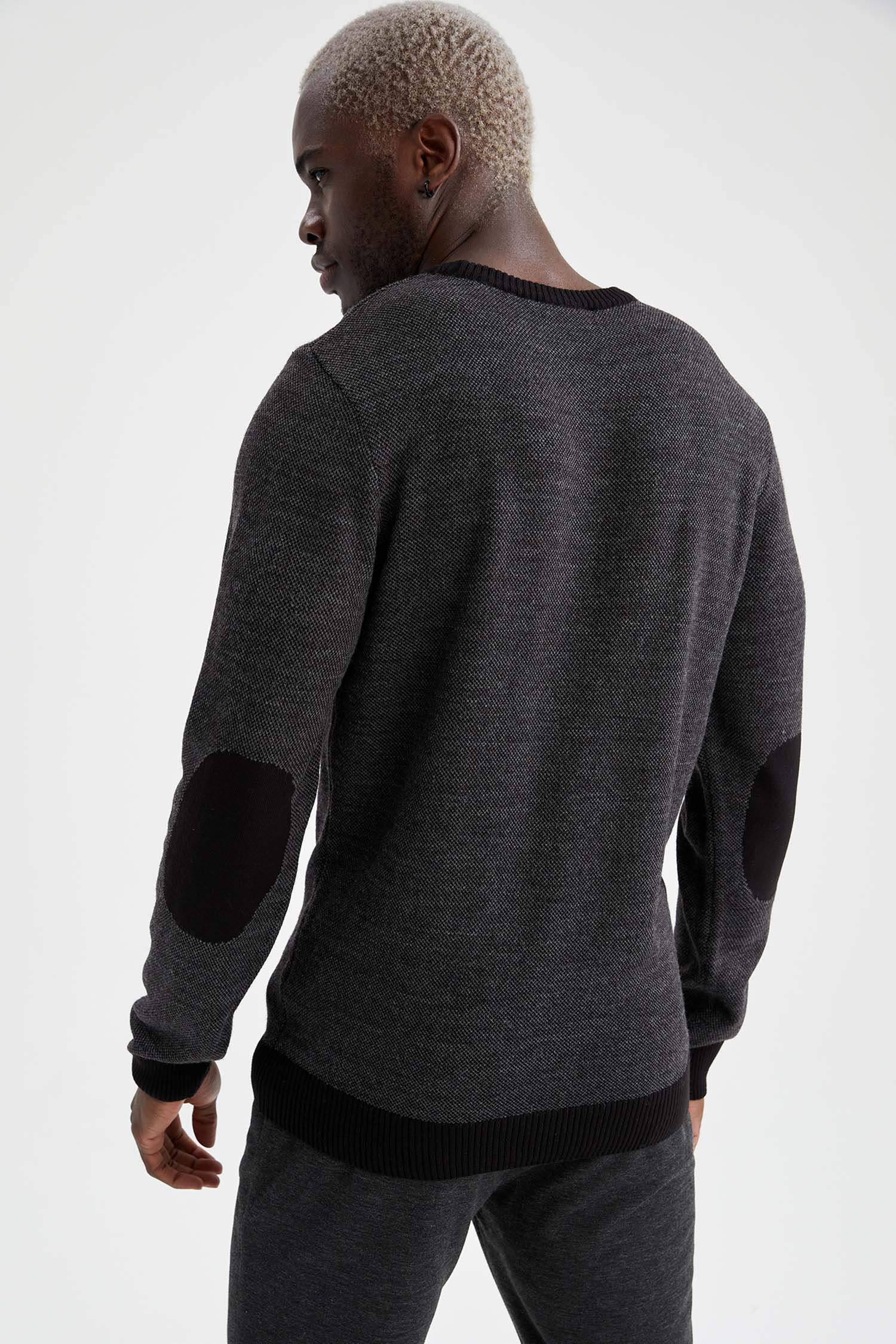 Slim Fit Bisiklet Yaka Yamalı Kol Detaylı Triko Kazak