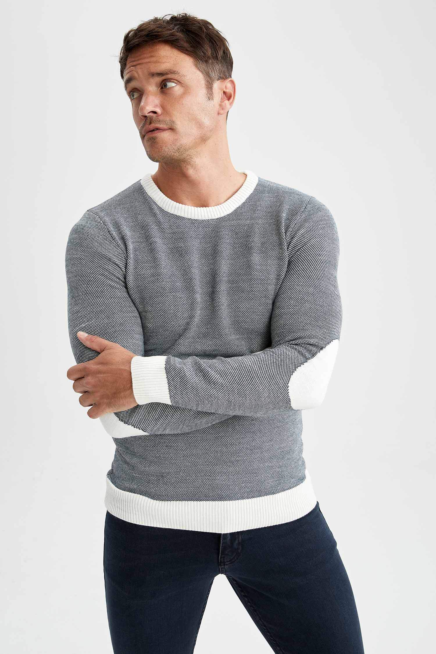 Slim Fit Bisiklet Yaka Yamalı Kol Detaylı Triko Kazak