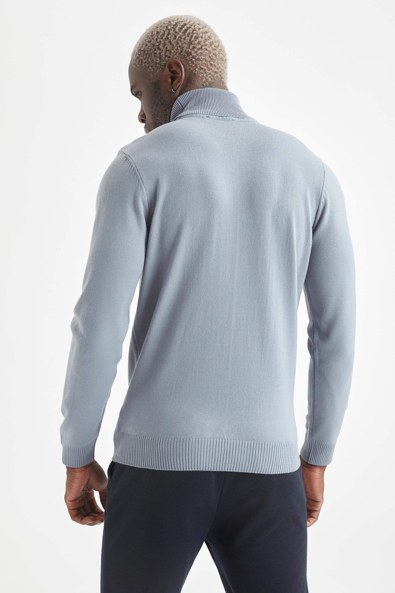 Slim Fit Balıkçı Yaka Triko Kazak