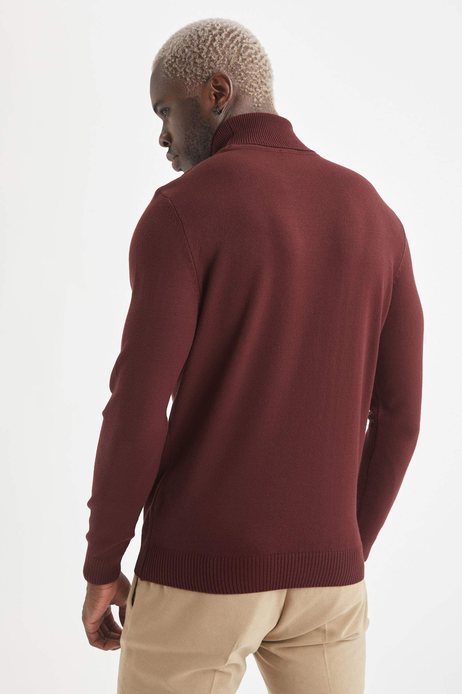 Slim Fit Balıkçı Yaka Triko Kazak