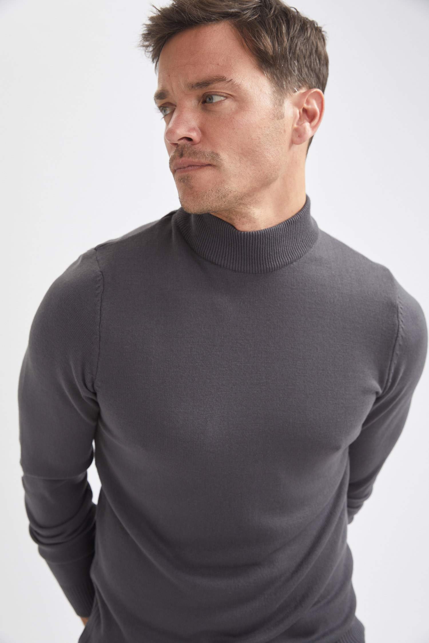 Slim Fit Balıkçı Yaka Triko Kazak